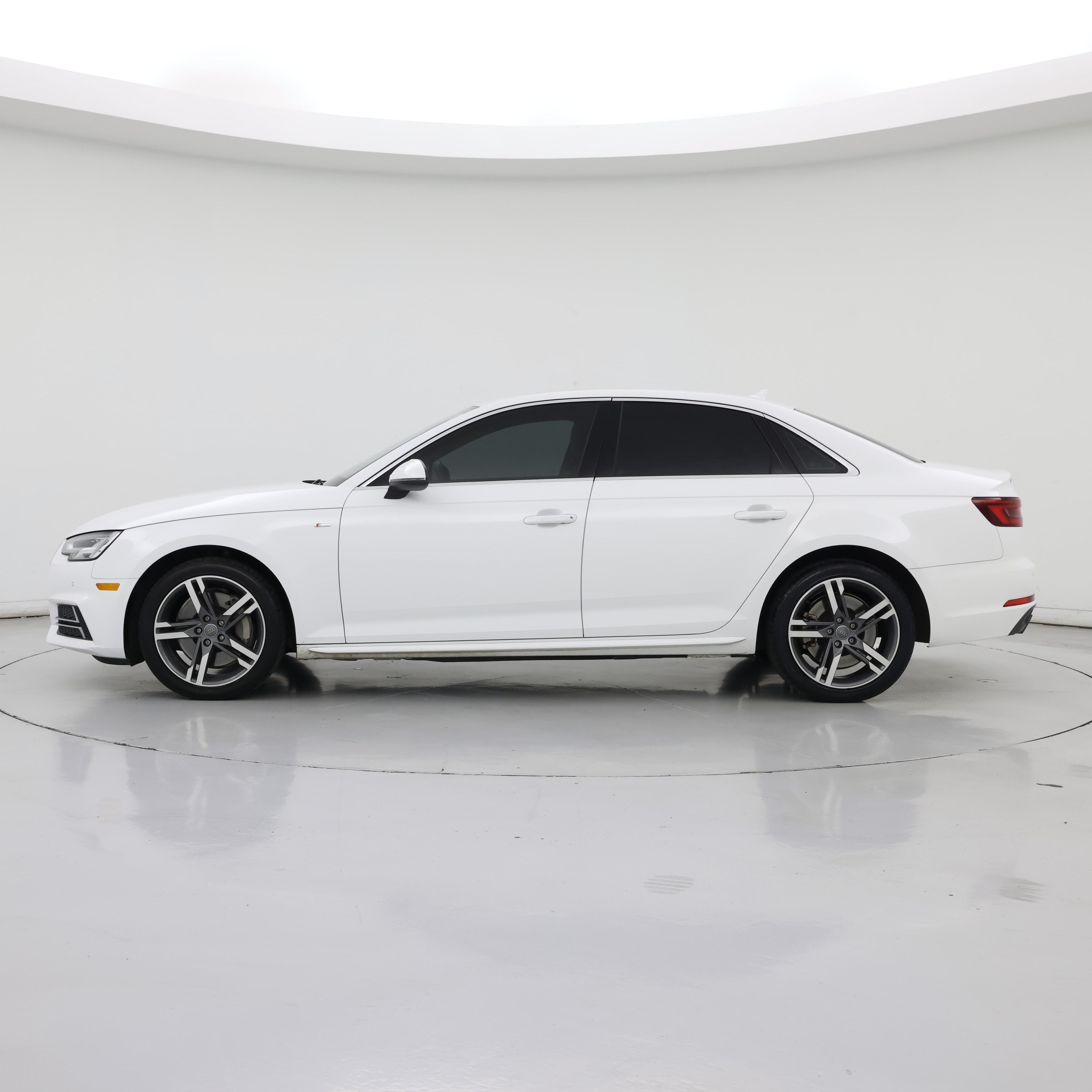 Thumbnail: 2018 Audi A4 - 3