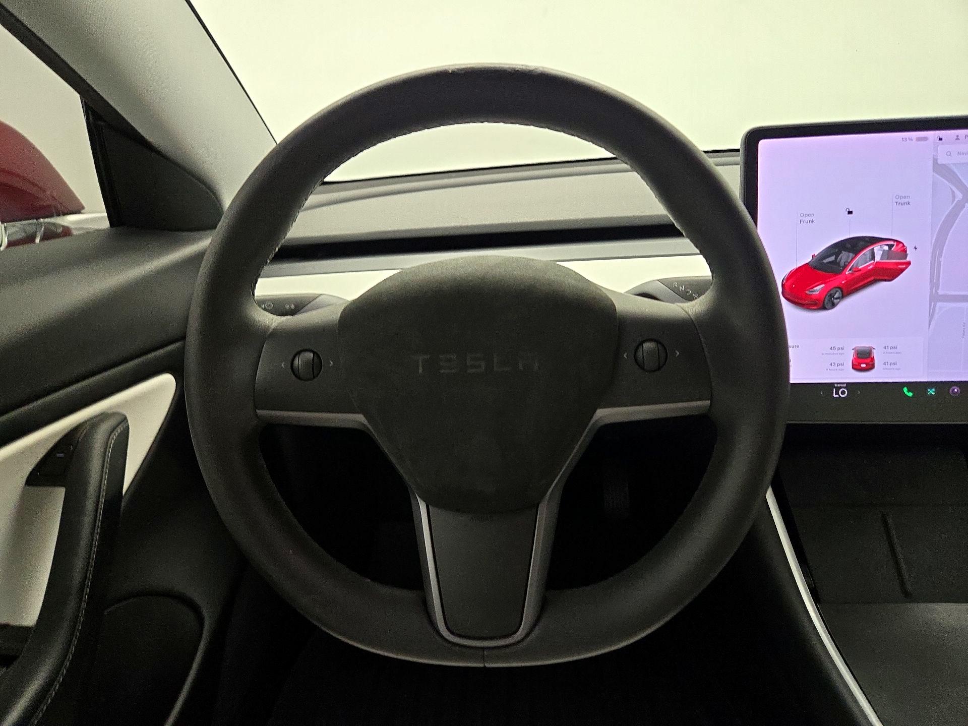 Thumbnail: 2020 Tesla Model 3 - 10