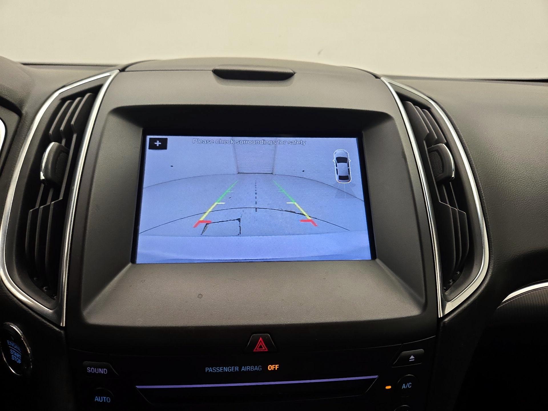 Thumbnail: 2018 Ford Edge - 15