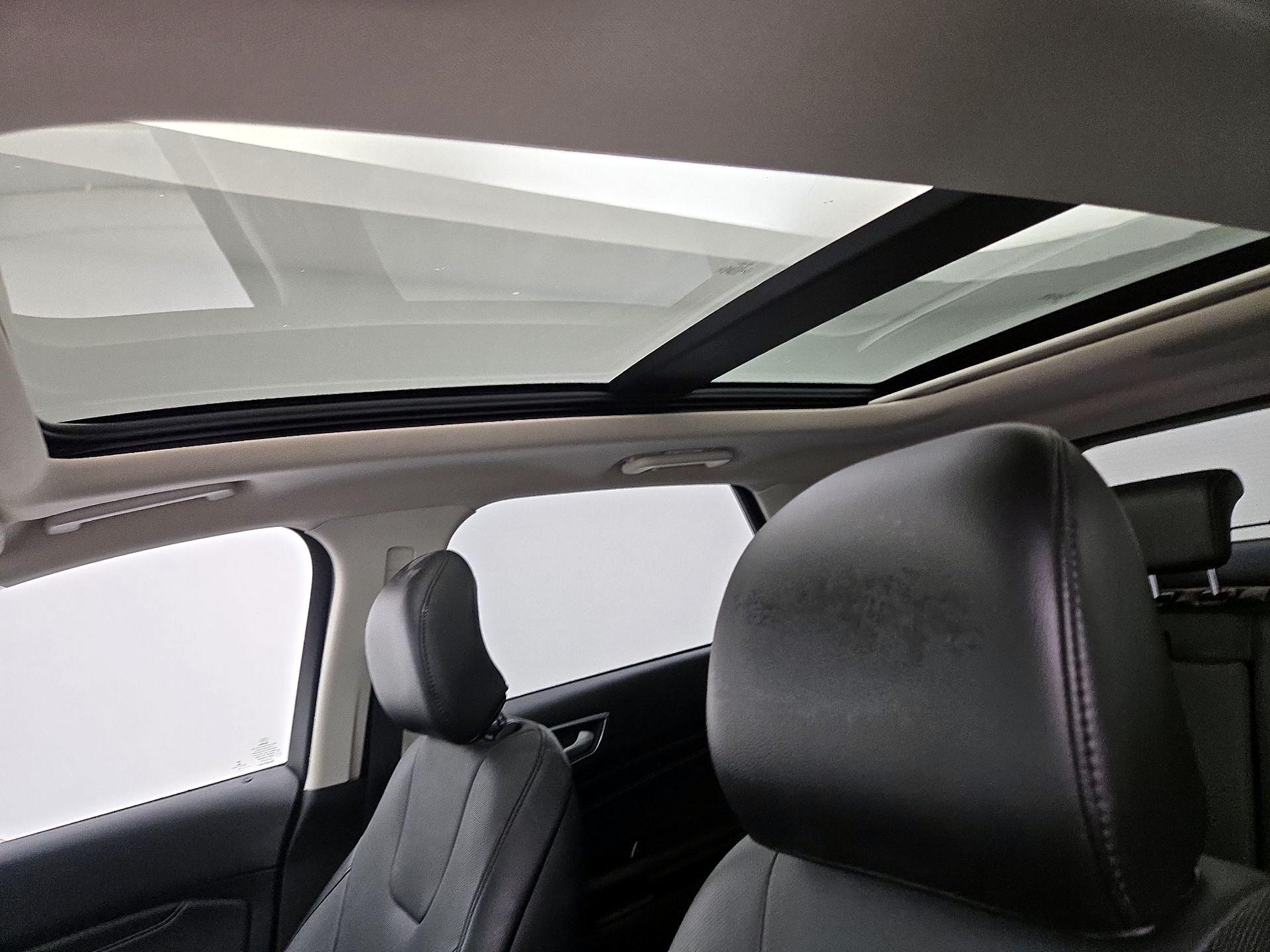 Thumbnail: 2018 Ford Edge - 20