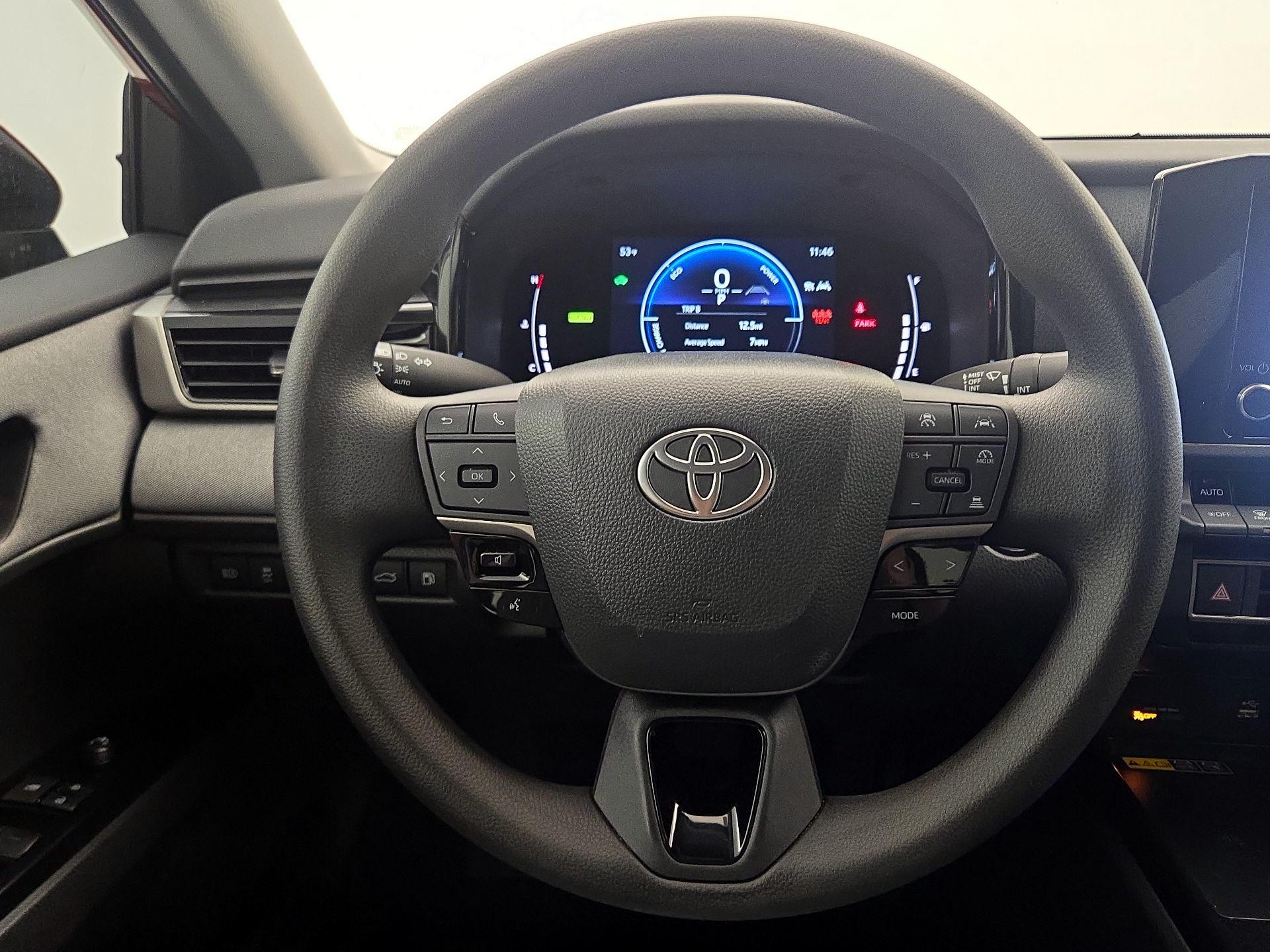 Thumbnail: 2025 Toyota Camry - 10