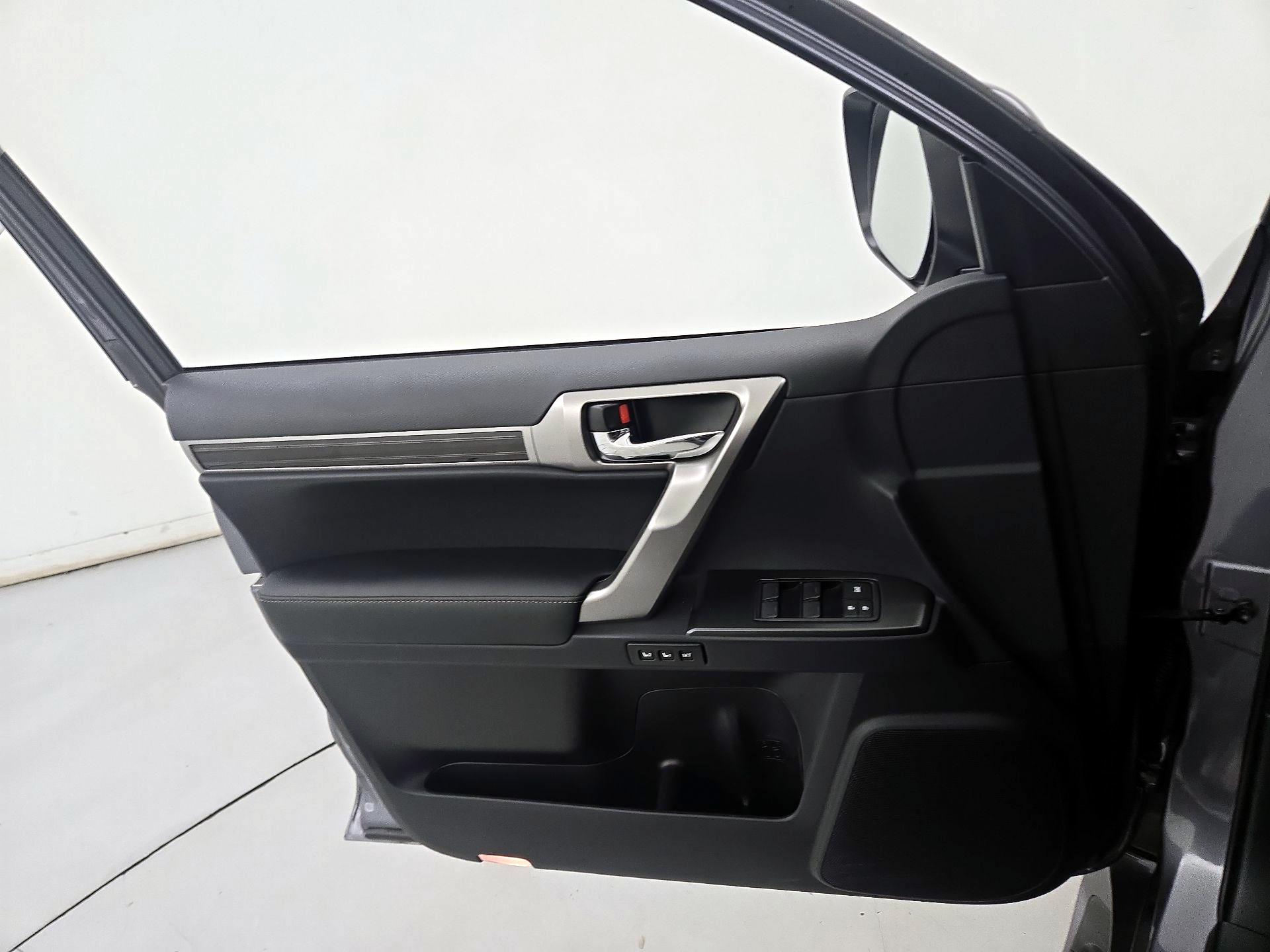 Thumbnail: 2023 Lexus GX - 12