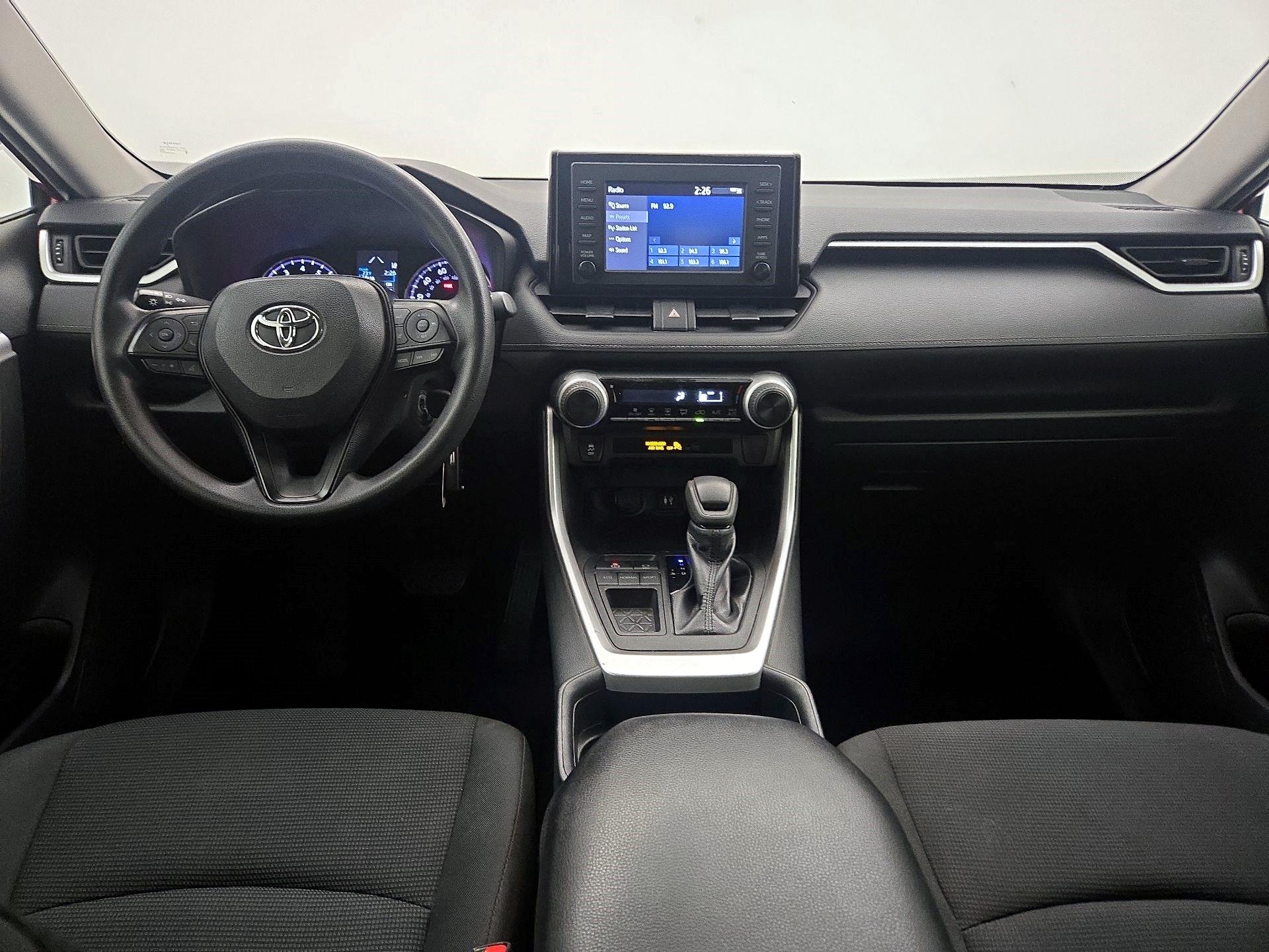 Thumbnail: 2019 Toyota RAV4 - 9