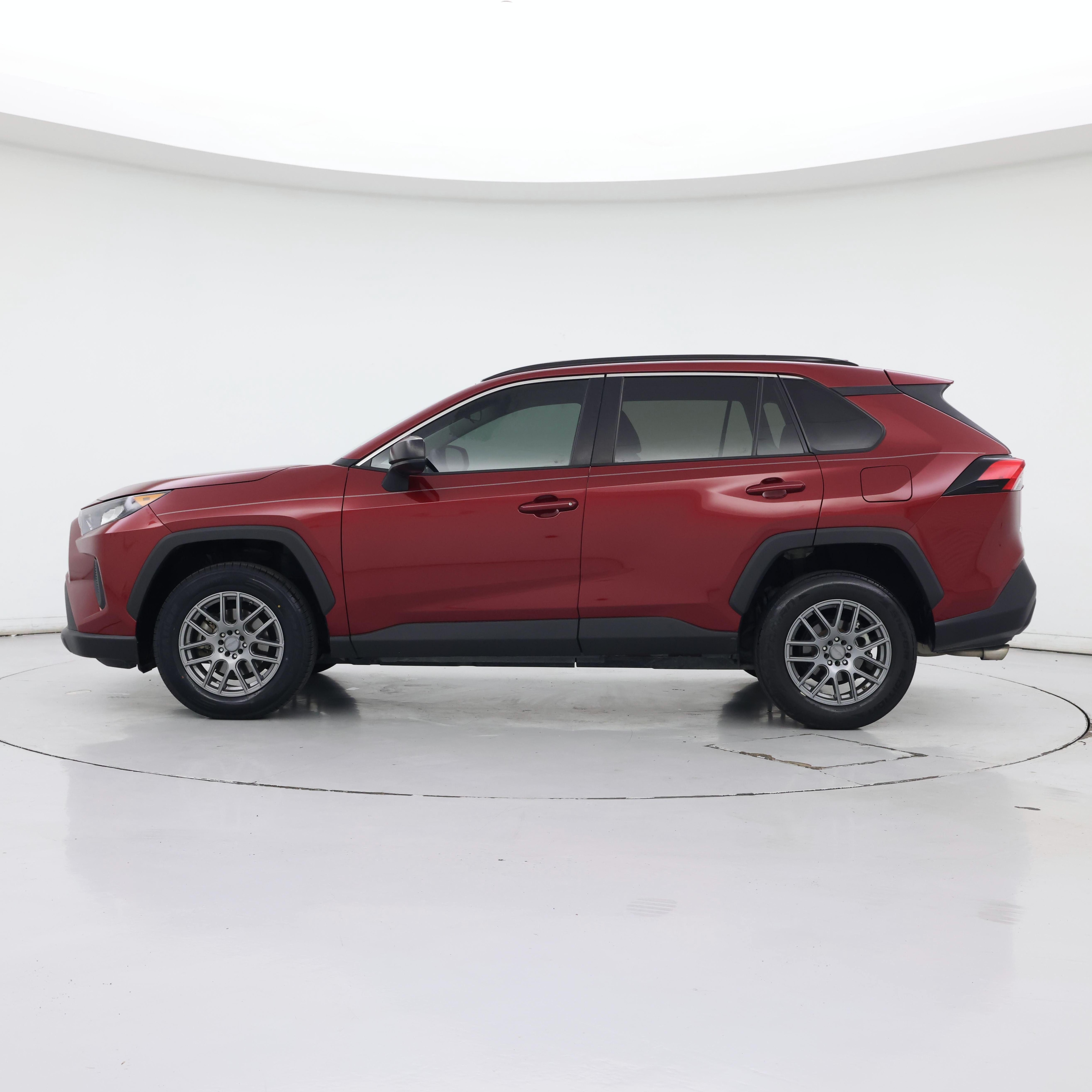 Thumbnail: 2019 Toyota RAV4 - 3