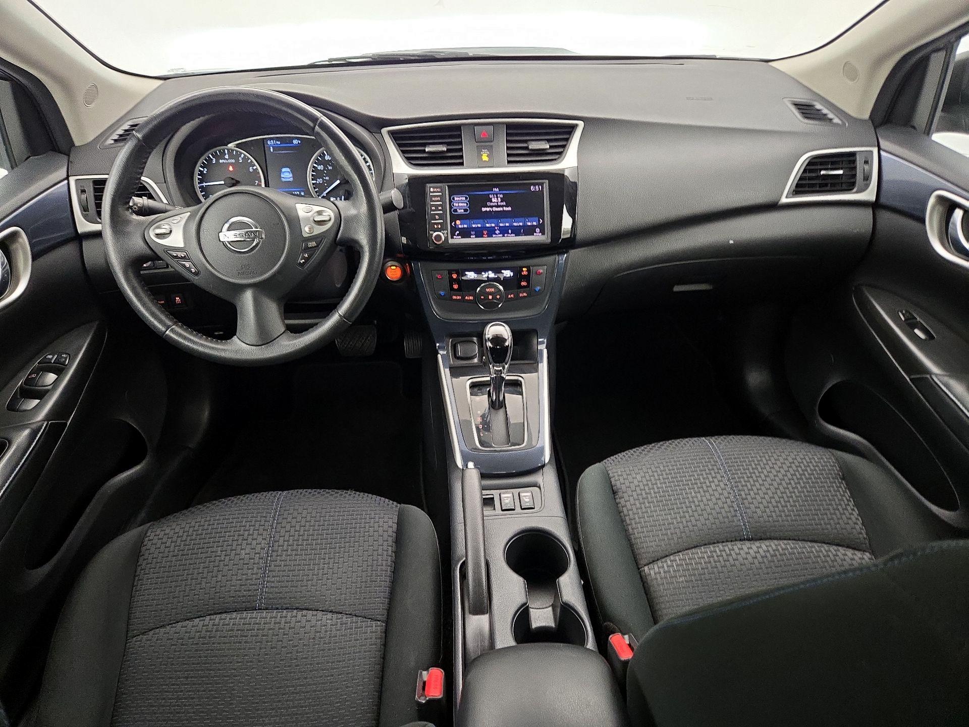 Thumbnail: 2019 Nissan Sentra - 9