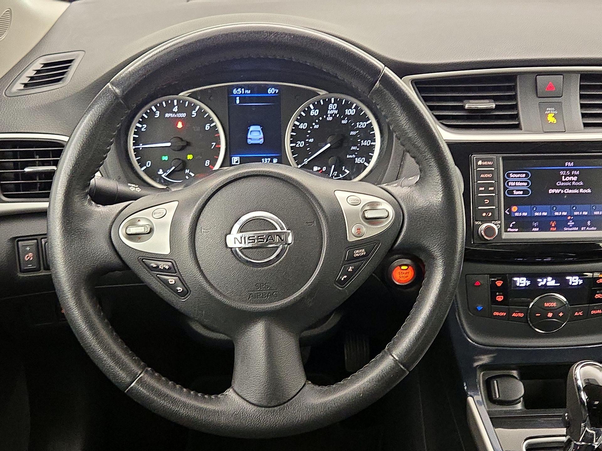 Thumbnail: 2019 Nissan Sentra - 10