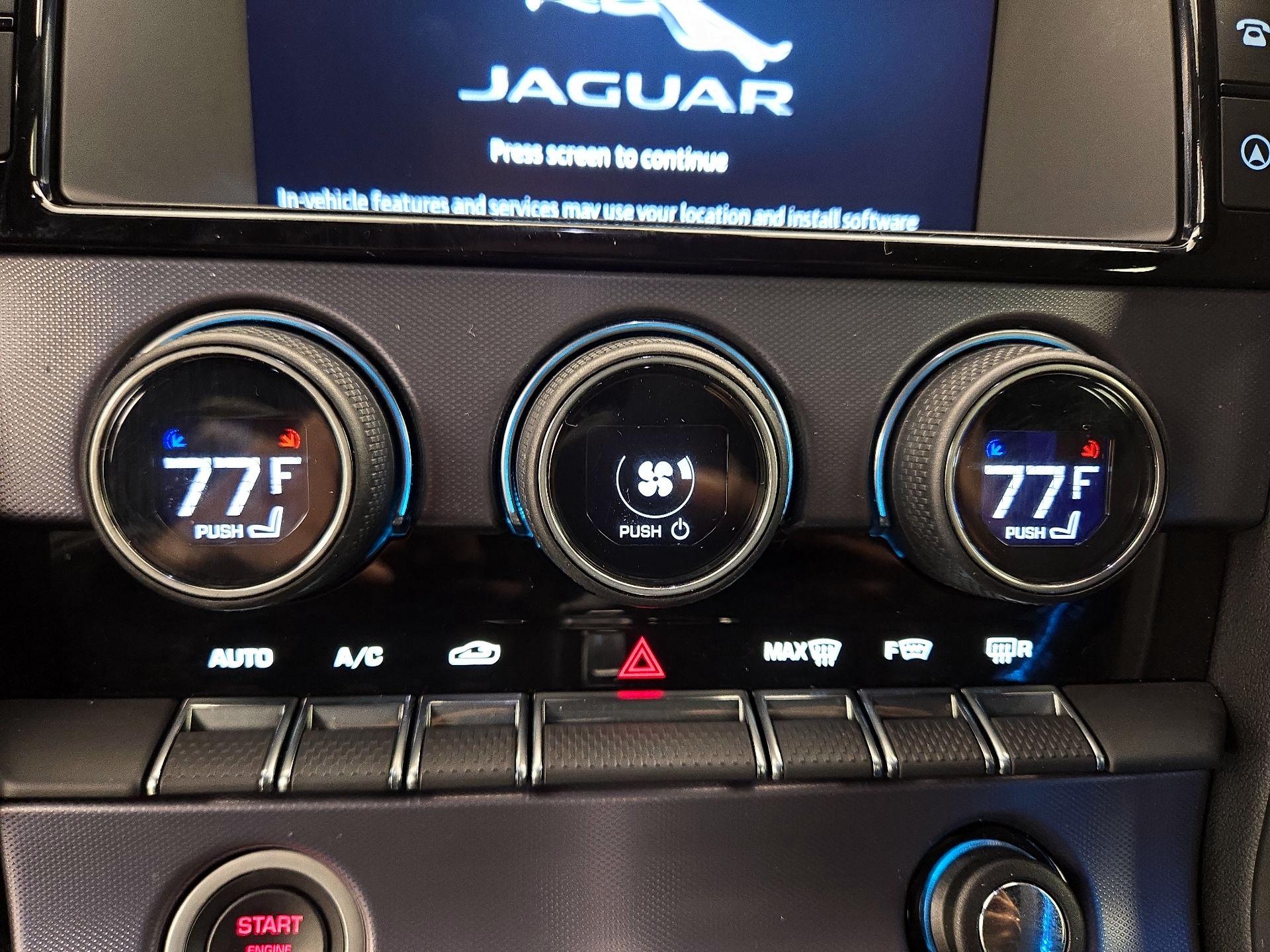 Thumbnail: 2018 Jaguar F-Type - 17