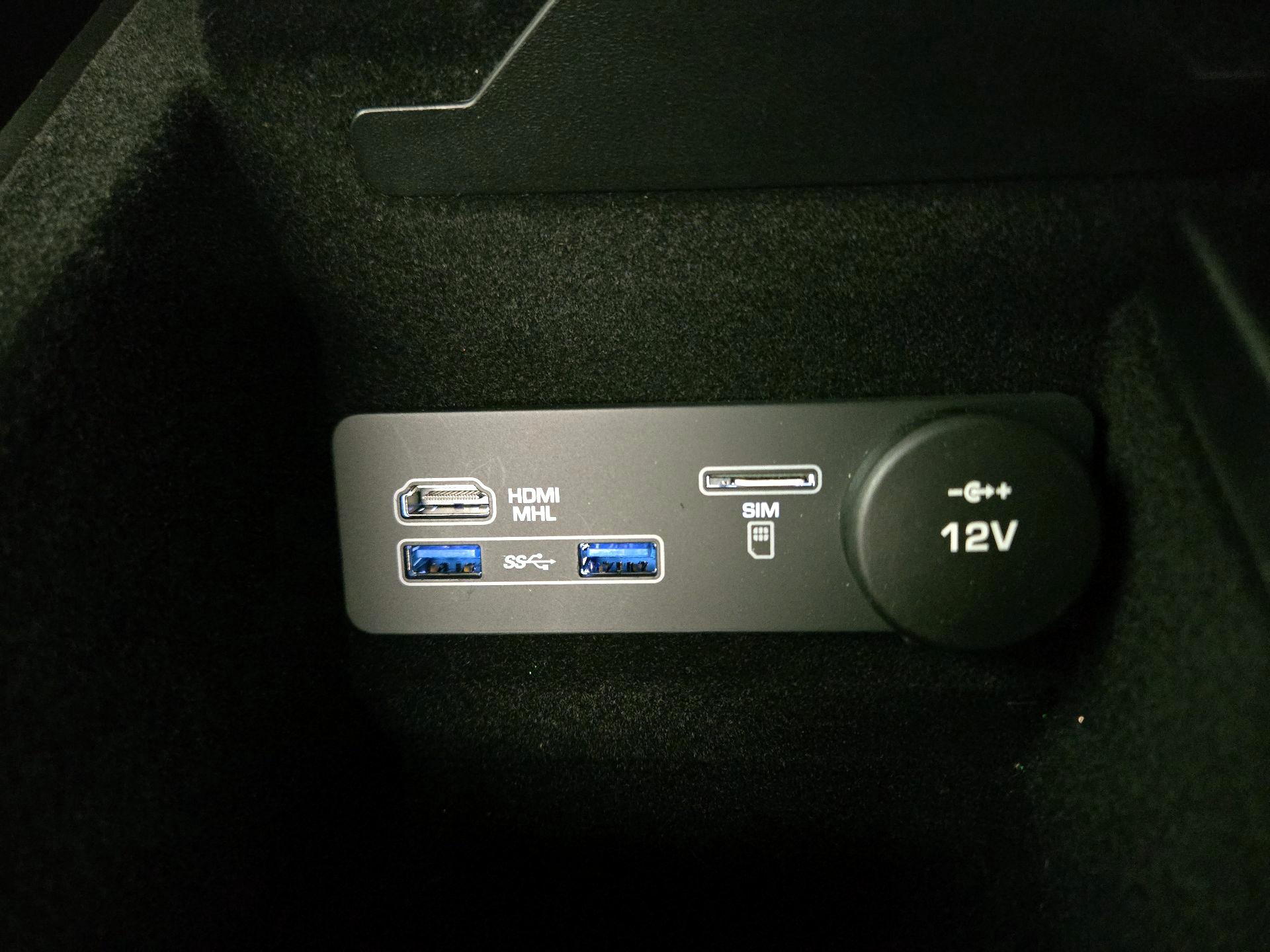 Thumbnail: 2018 Jaguar F-Type - 19