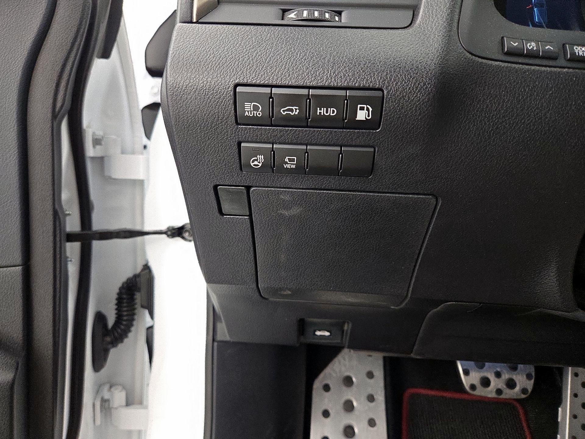 Thumbnail: 2019 Lexus RX - 13