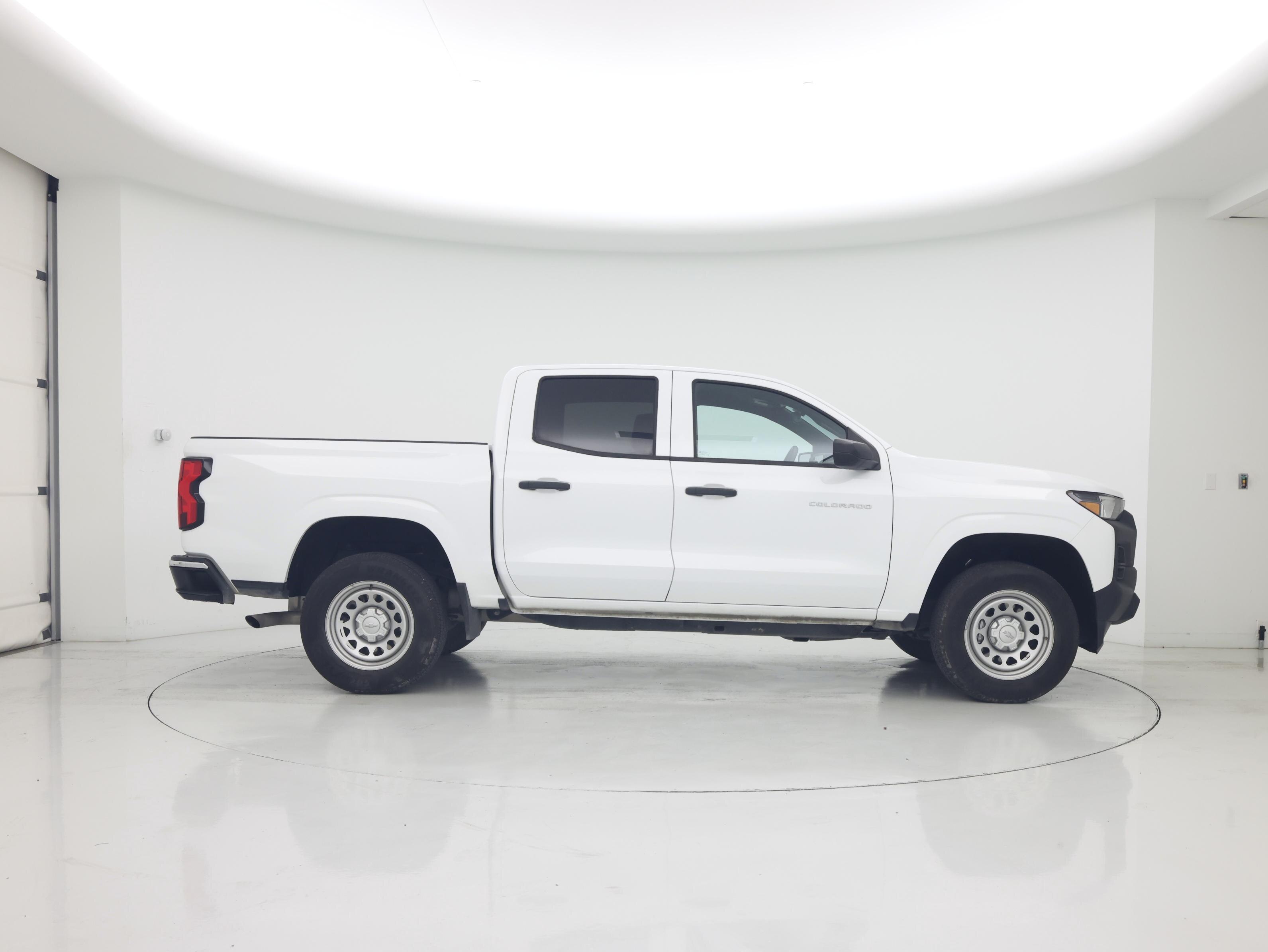 Thumbnail: 2023 Chevrolet Colorado - 7