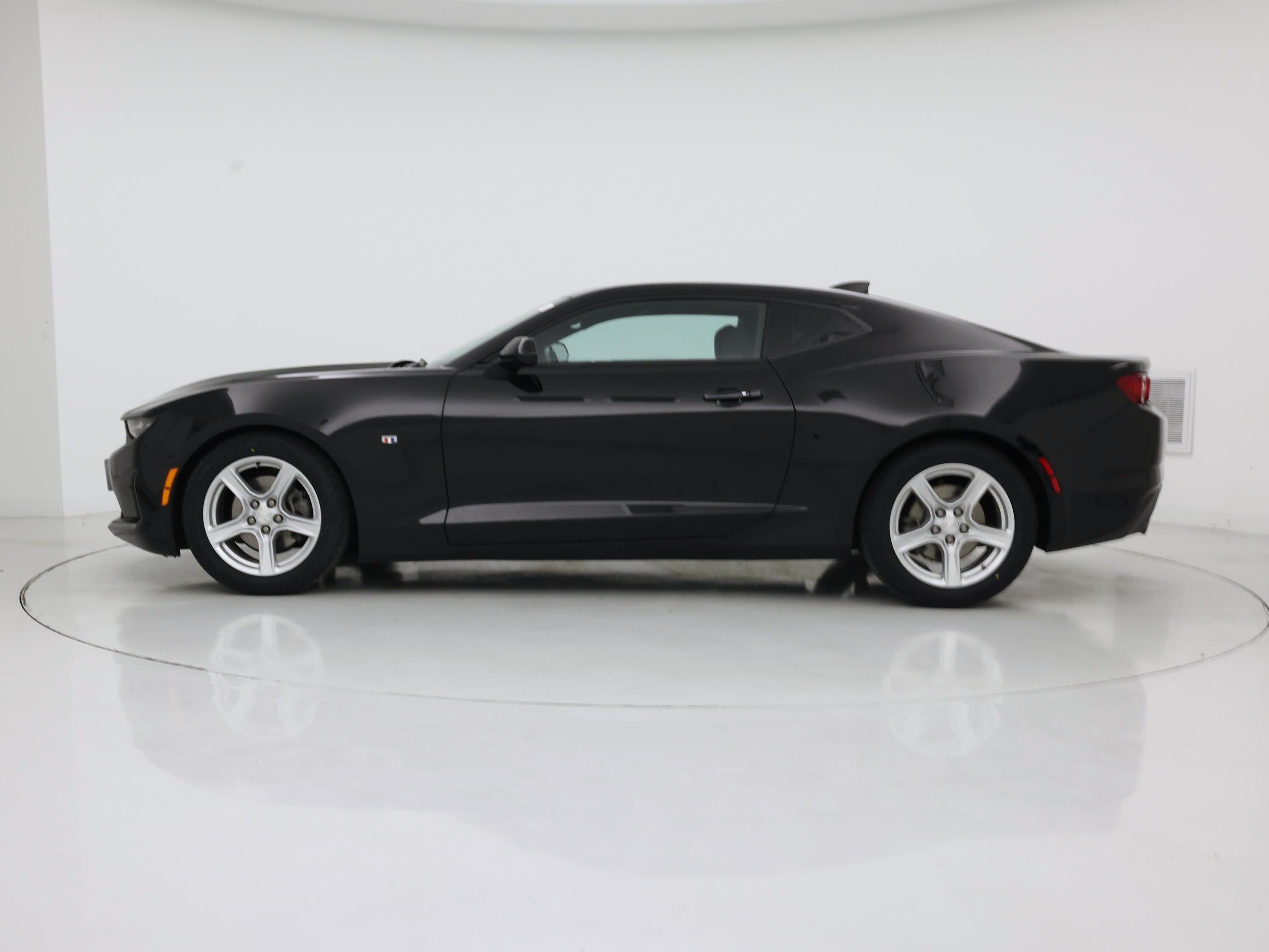 Thumbnail: 2023 Chevrolet Camaro - 3