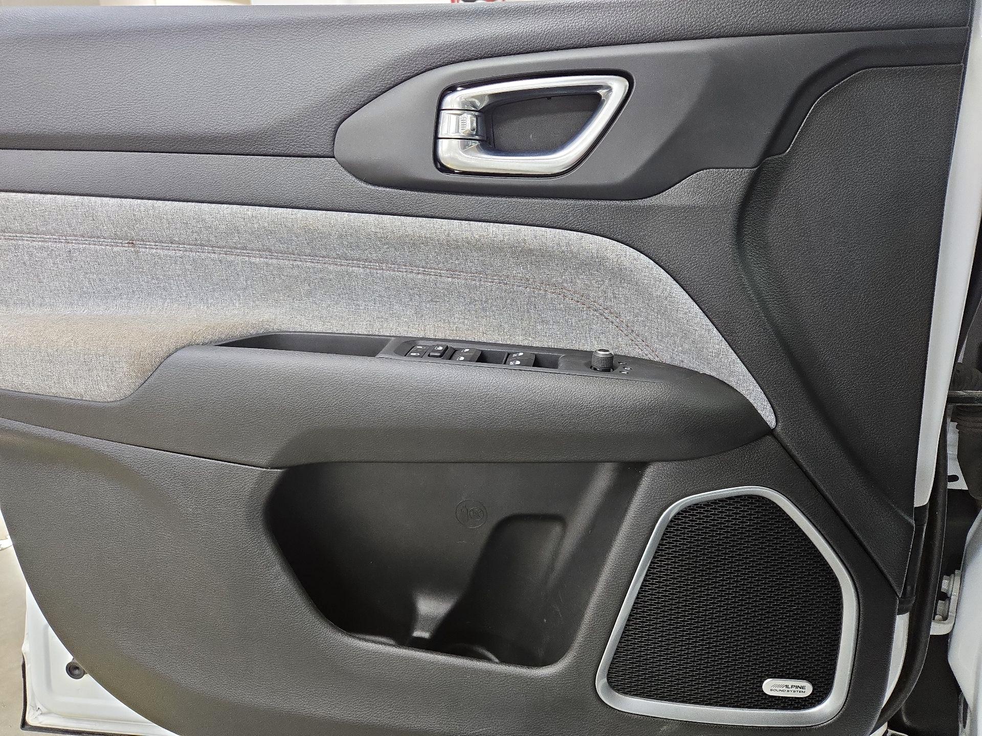 Thumbnail: 2024 Jeep Compass - 12