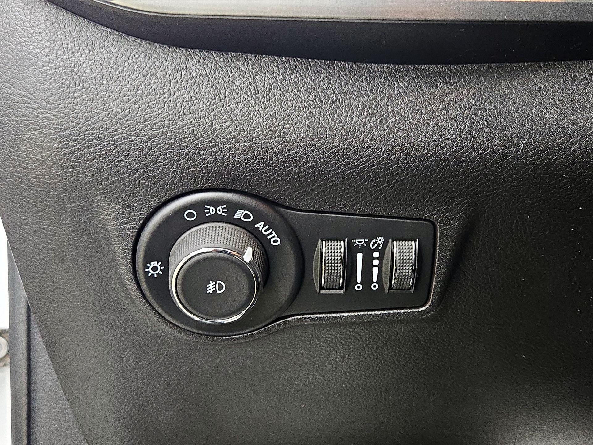 Thumbnail: 2024 Jeep Compass - 13