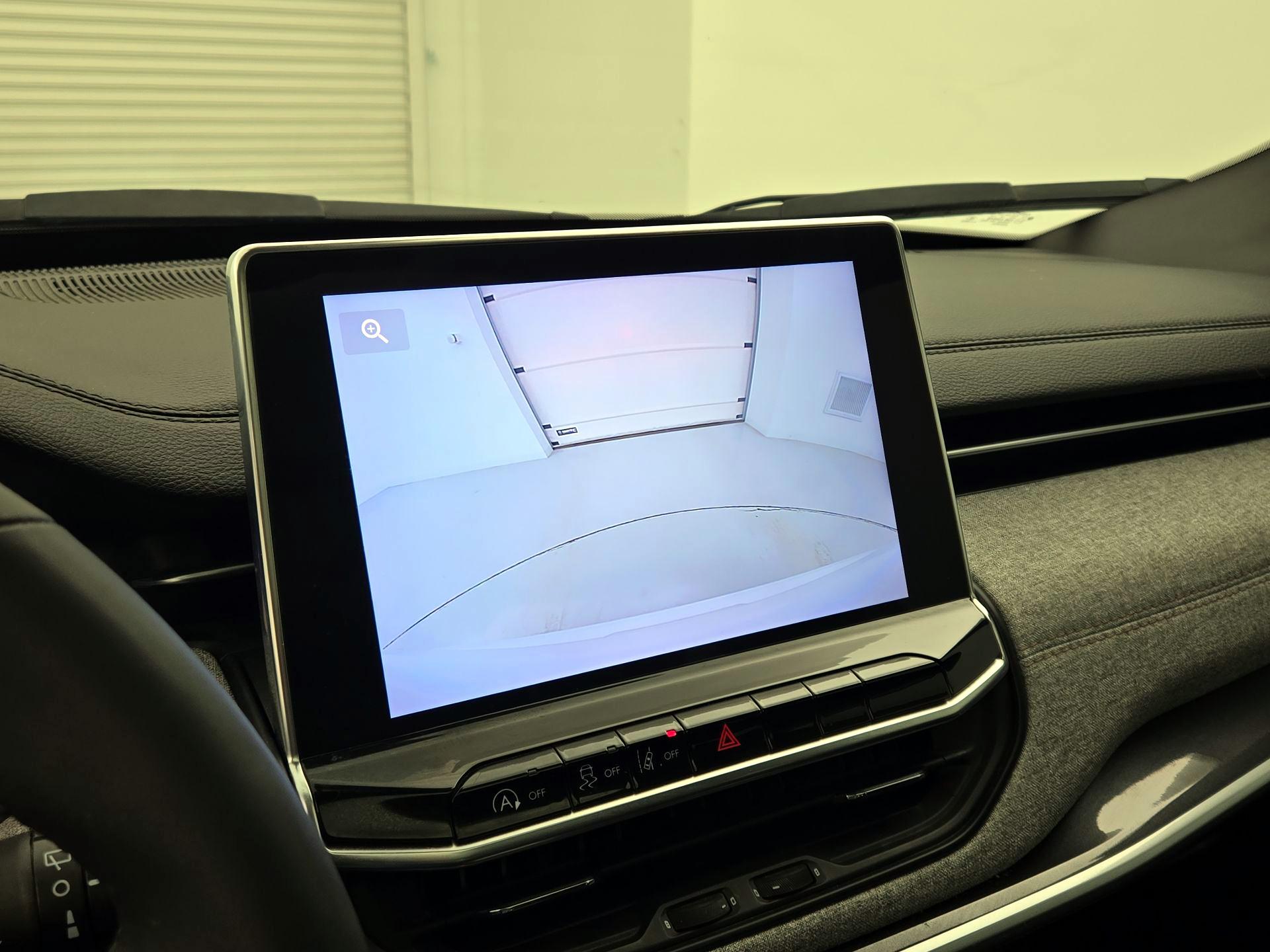 Thumbnail: 2024 Jeep Compass - 14