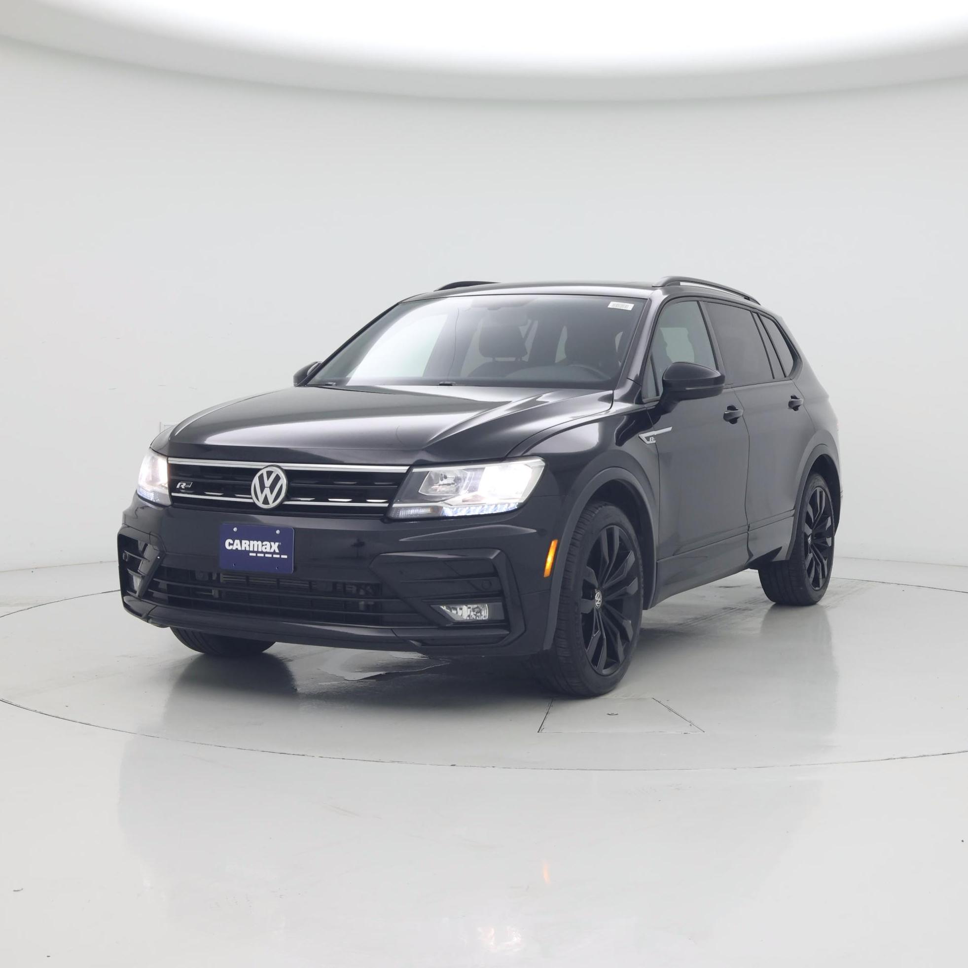 Thumbnail: 2020 Volkswagen Tiguan - 4
