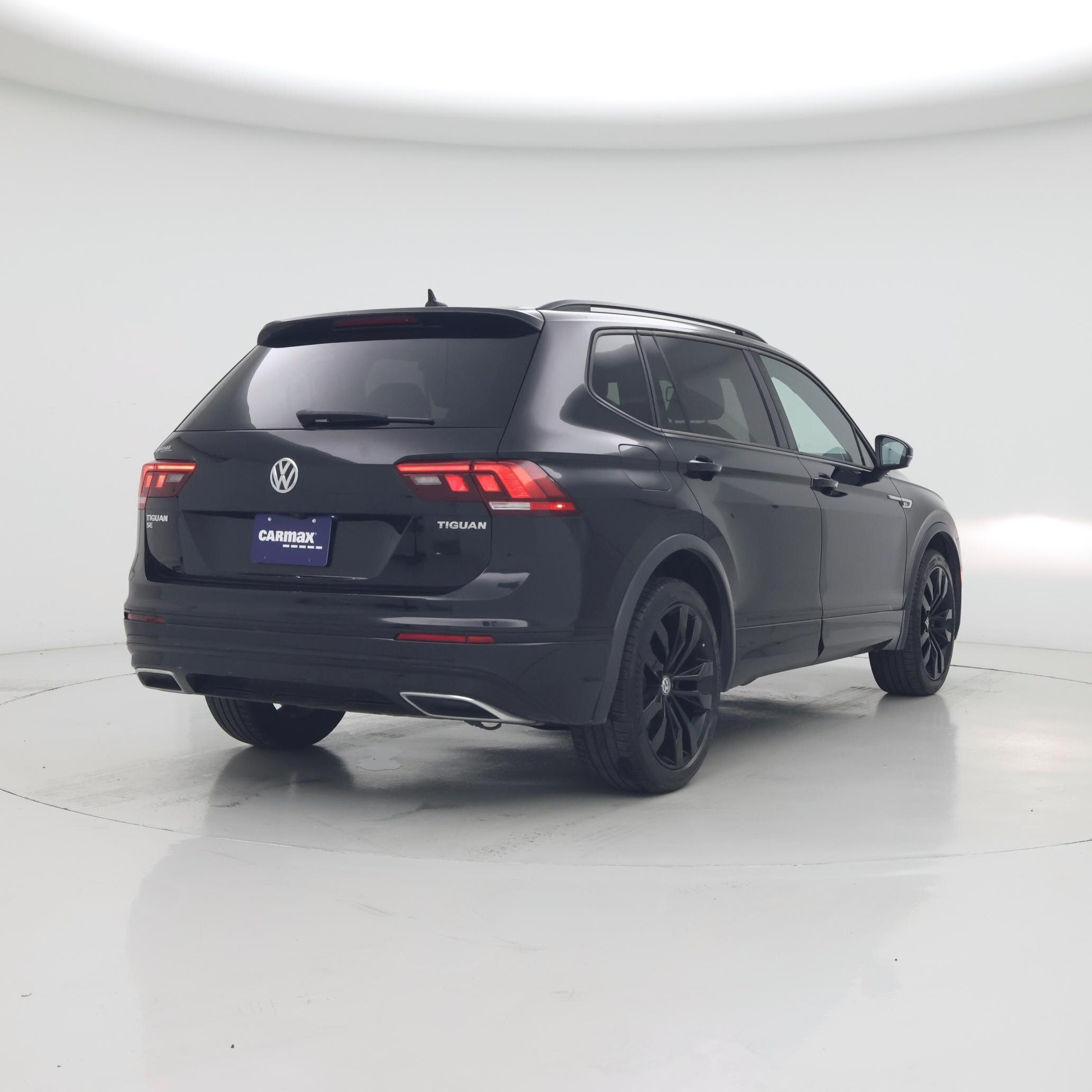 Thumbnail: 2020 Volkswagen Tiguan - 8