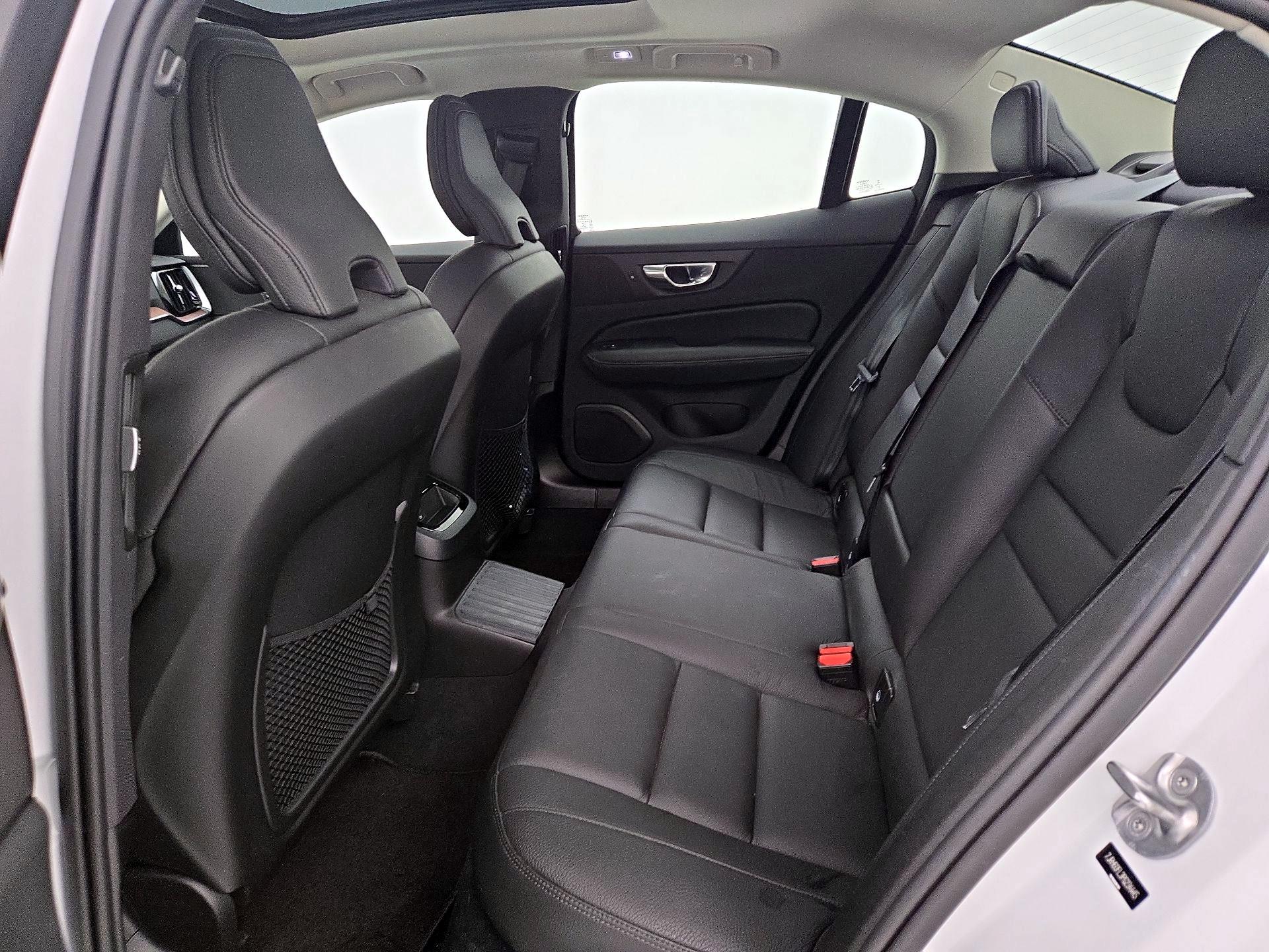 Thumbnail: 2023 Volvo S60 - 19