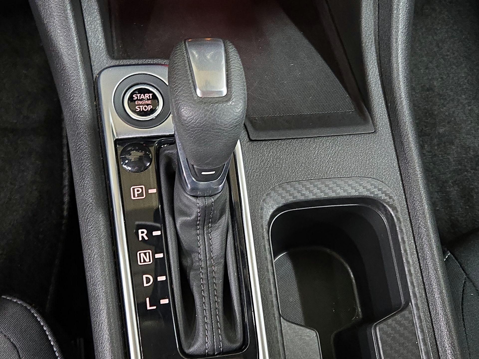 Thumbnail: 2024 Nissan Sentra - 17