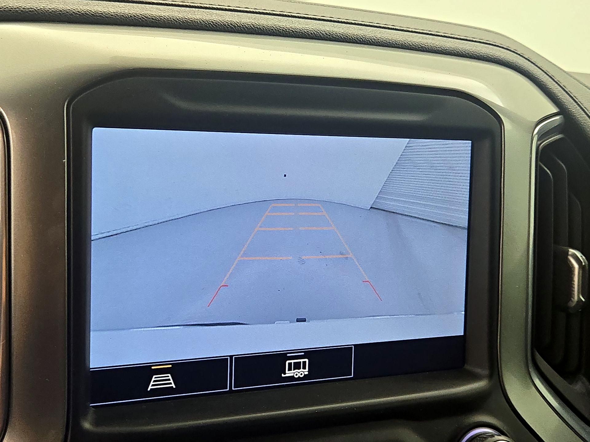 Thumbnail: 2021 Chevrolet Silverado 1500 - 14