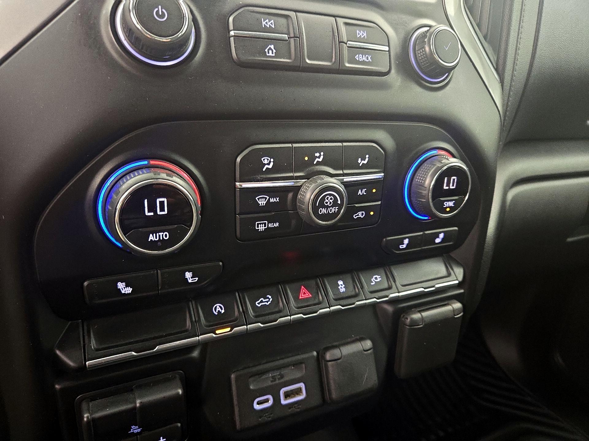 Thumbnail: 2021 Chevrolet Silverado 1500 - 16