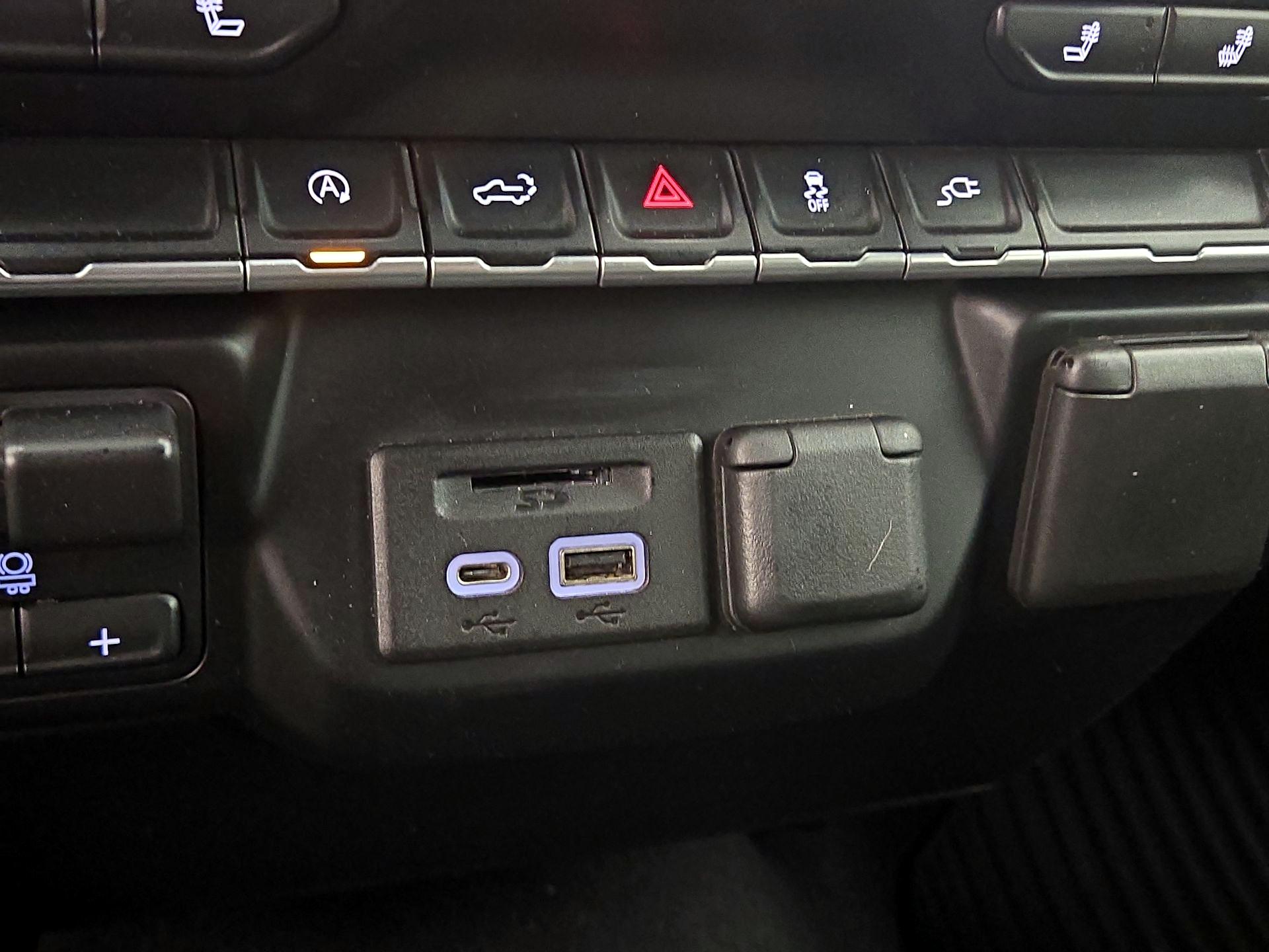 Thumbnail: 2021 Chevrolet Silverado 1500 - 18