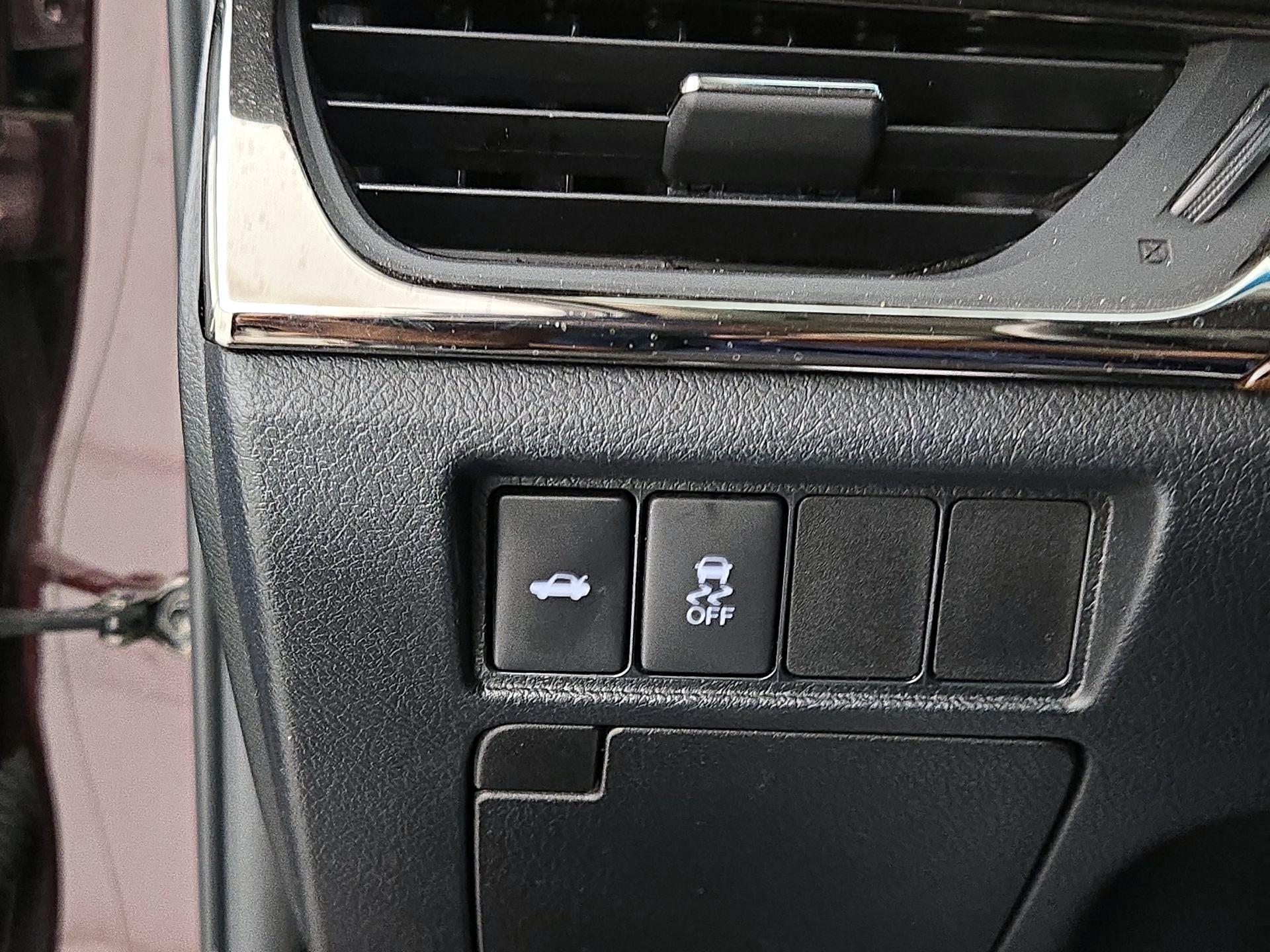 Thumbnail: 2014 Toyota Avalon - 13