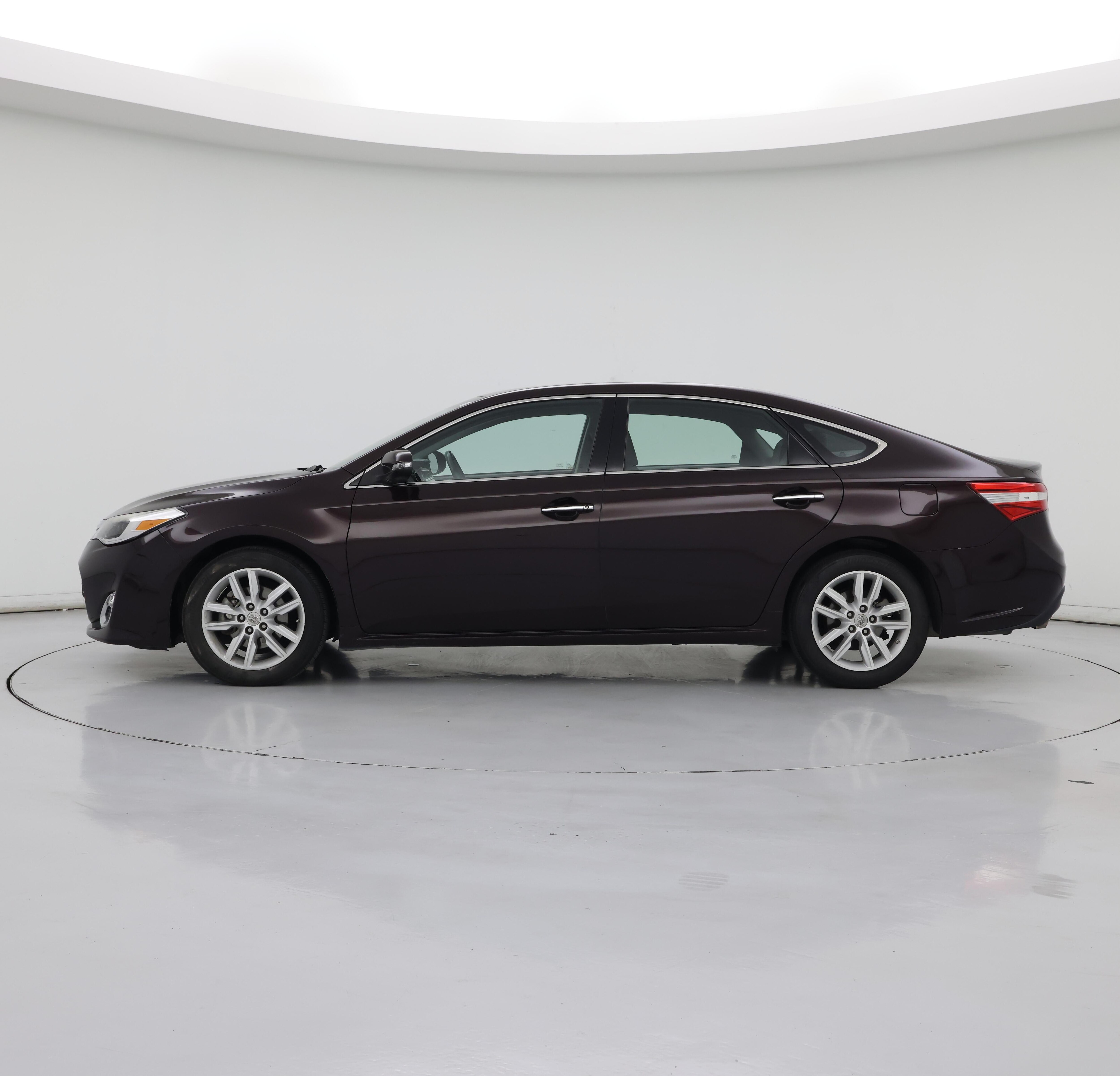 Thumbnail: 2014 Toyota Avalon - 3
