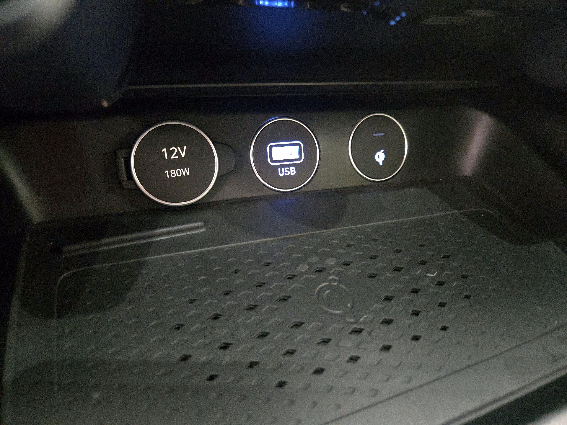 Thumbnail: 2022 Genesis G70 - 19