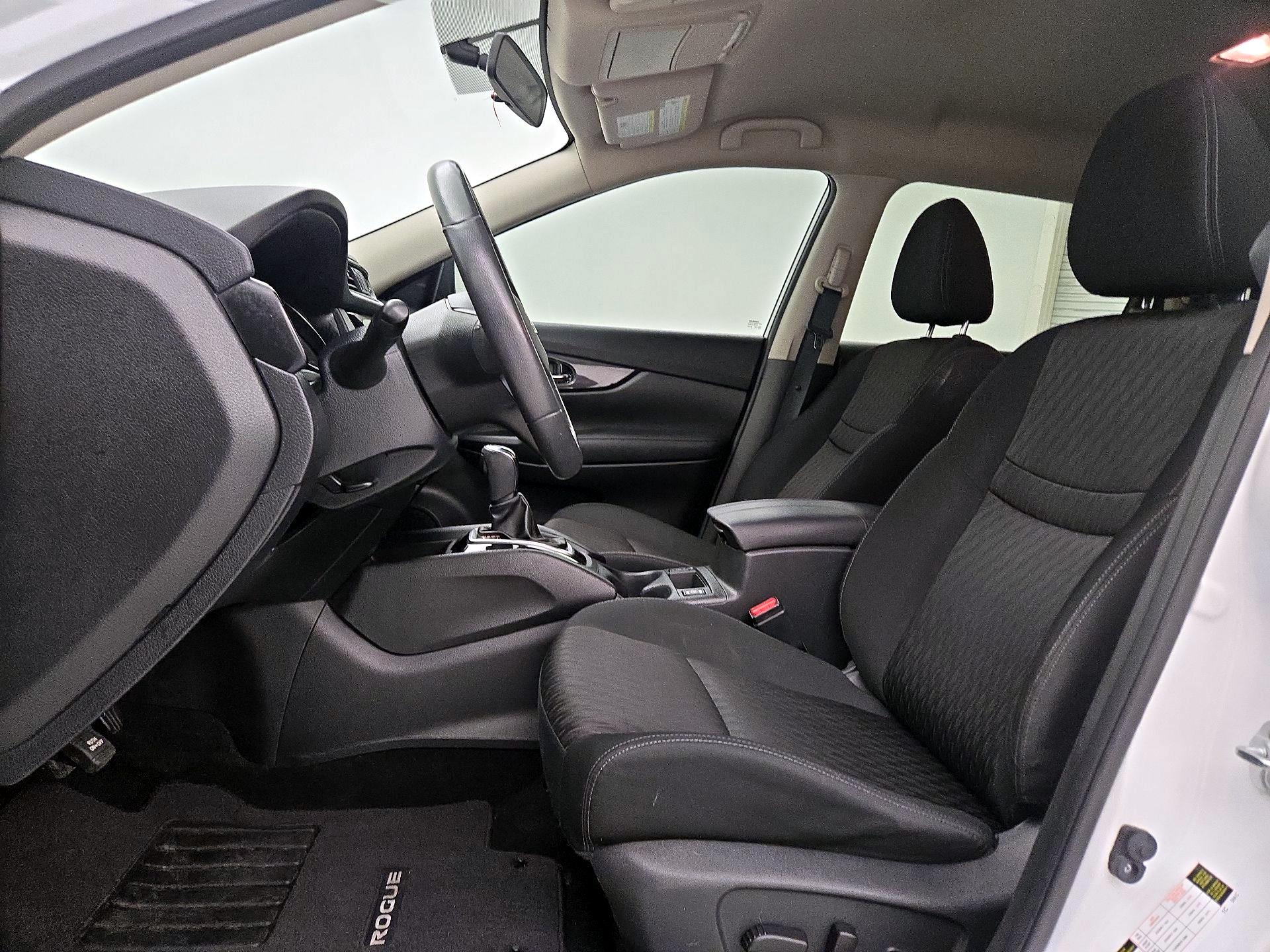 Thumbnail: 2018 Nissan Rogue - 11