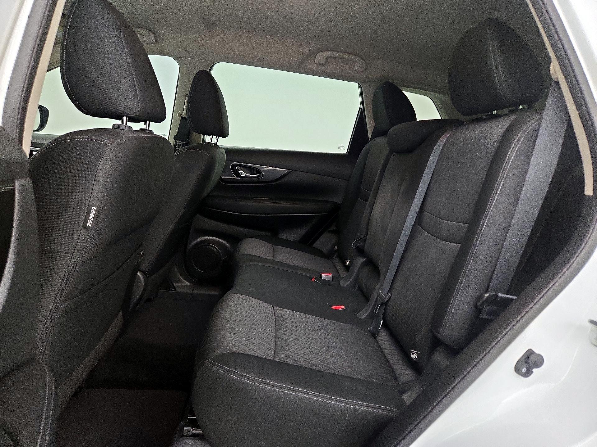 Thumbnail: 2018 Nissan Rogue - 19