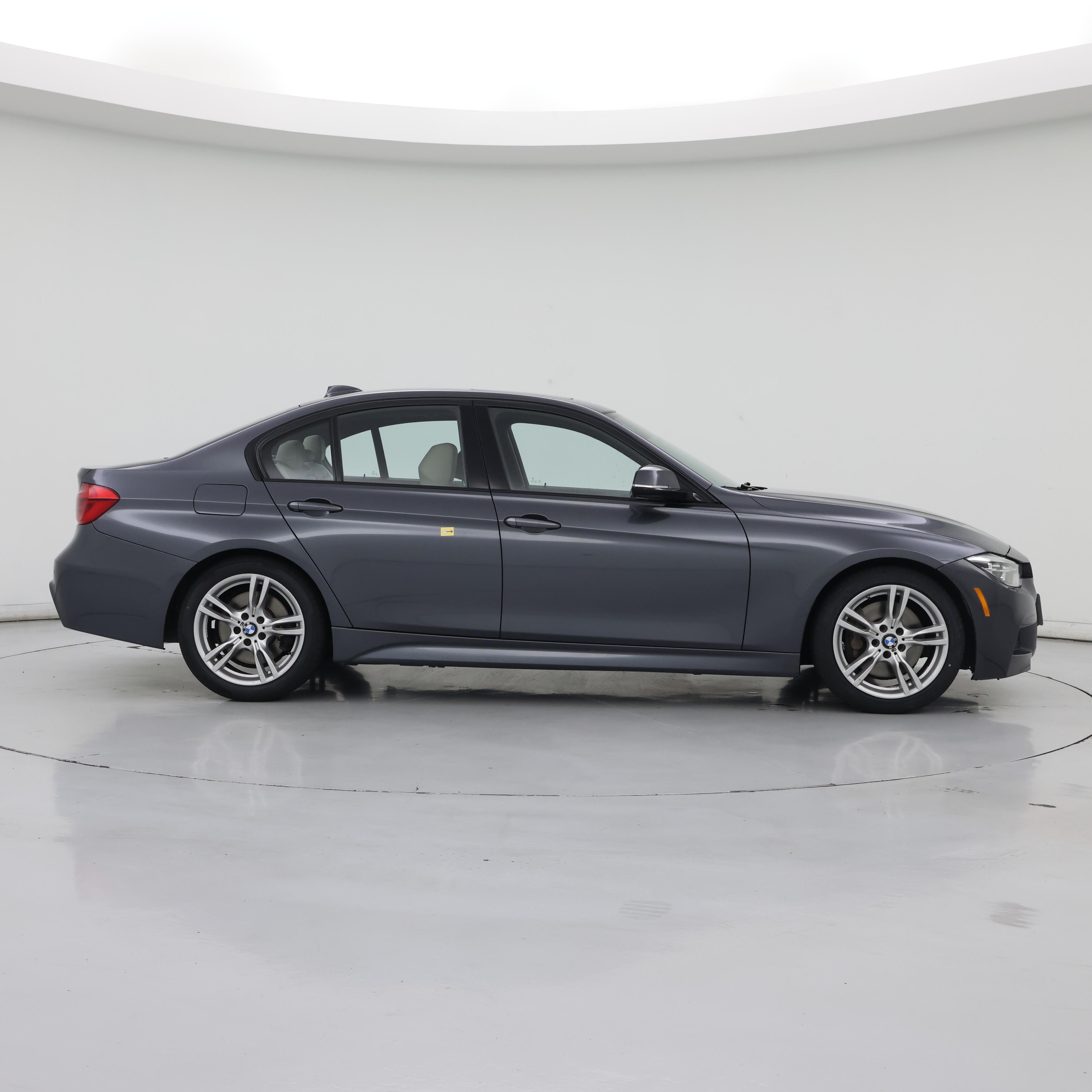 Thumbnail: 2016 BMW 3 Series - 7