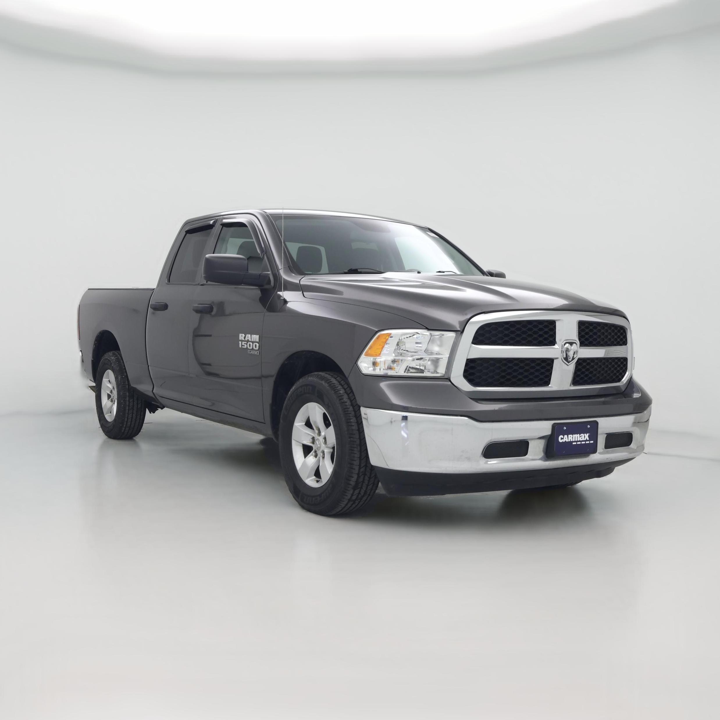 Thumbnail: 2021 RAM 1500 Classic - 1