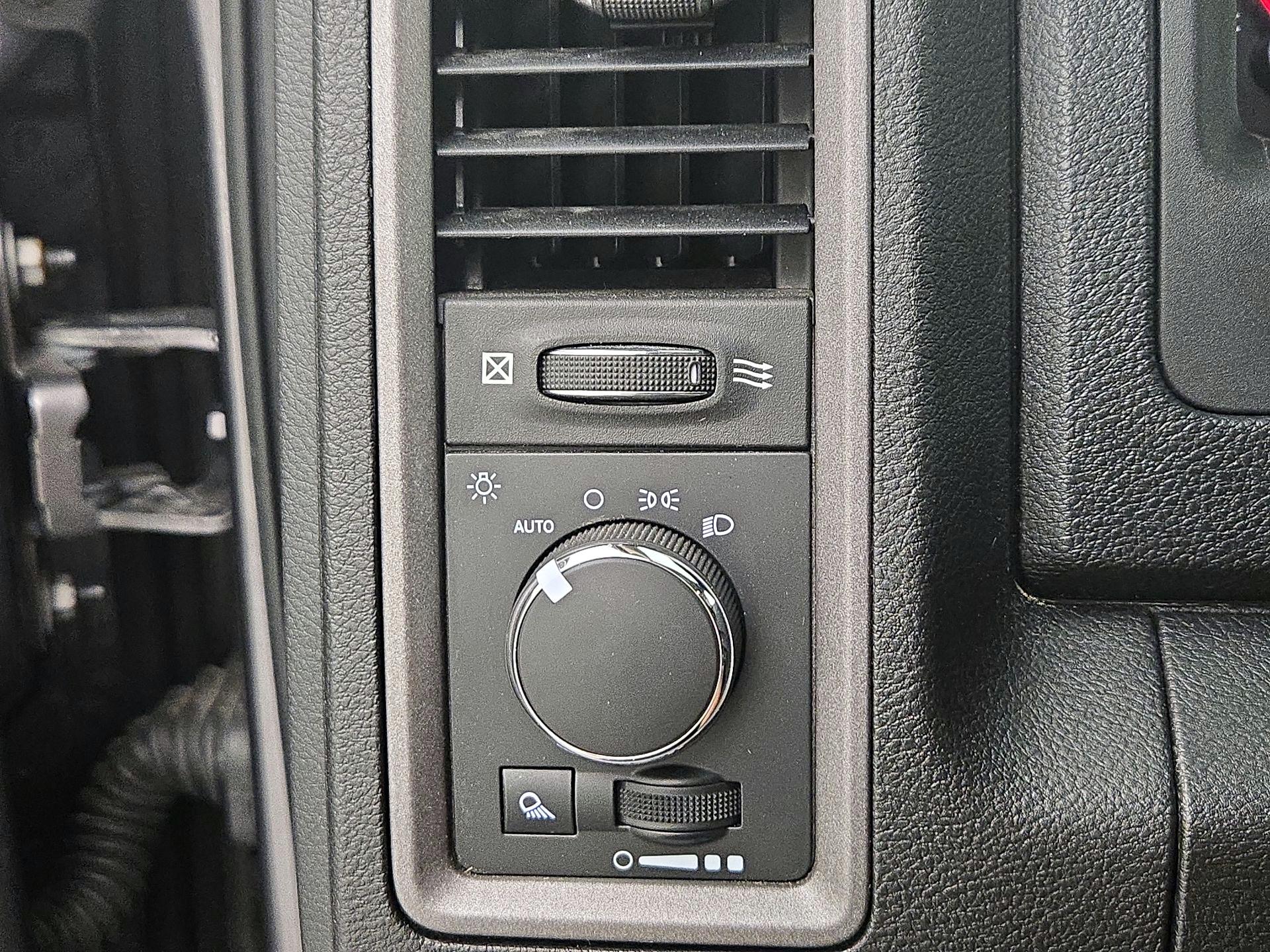 Thumbnail: 2021 RAM 1500 Classic - 13