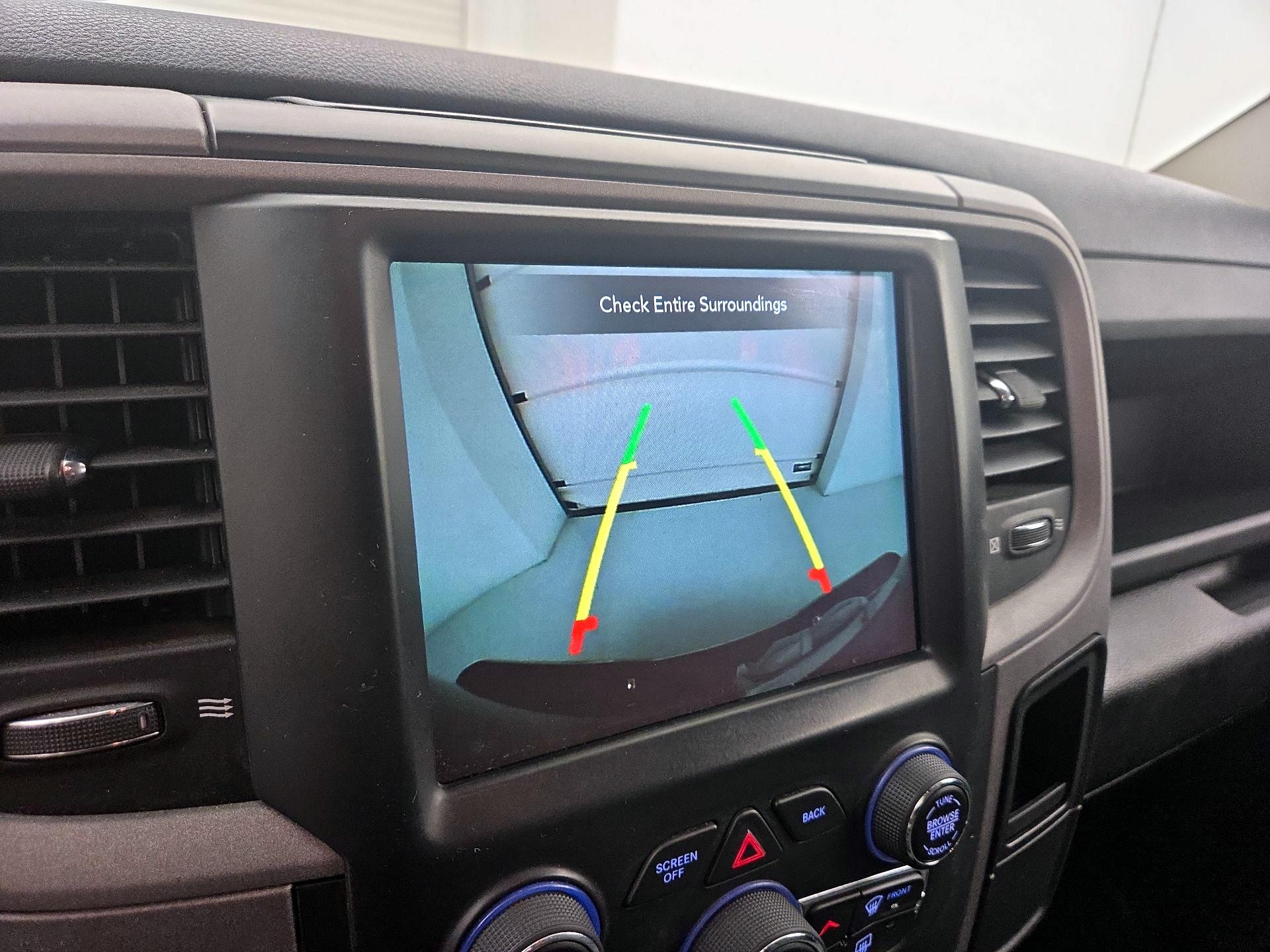 Thumbnail: 2021 RAM 1500 Classic - 14