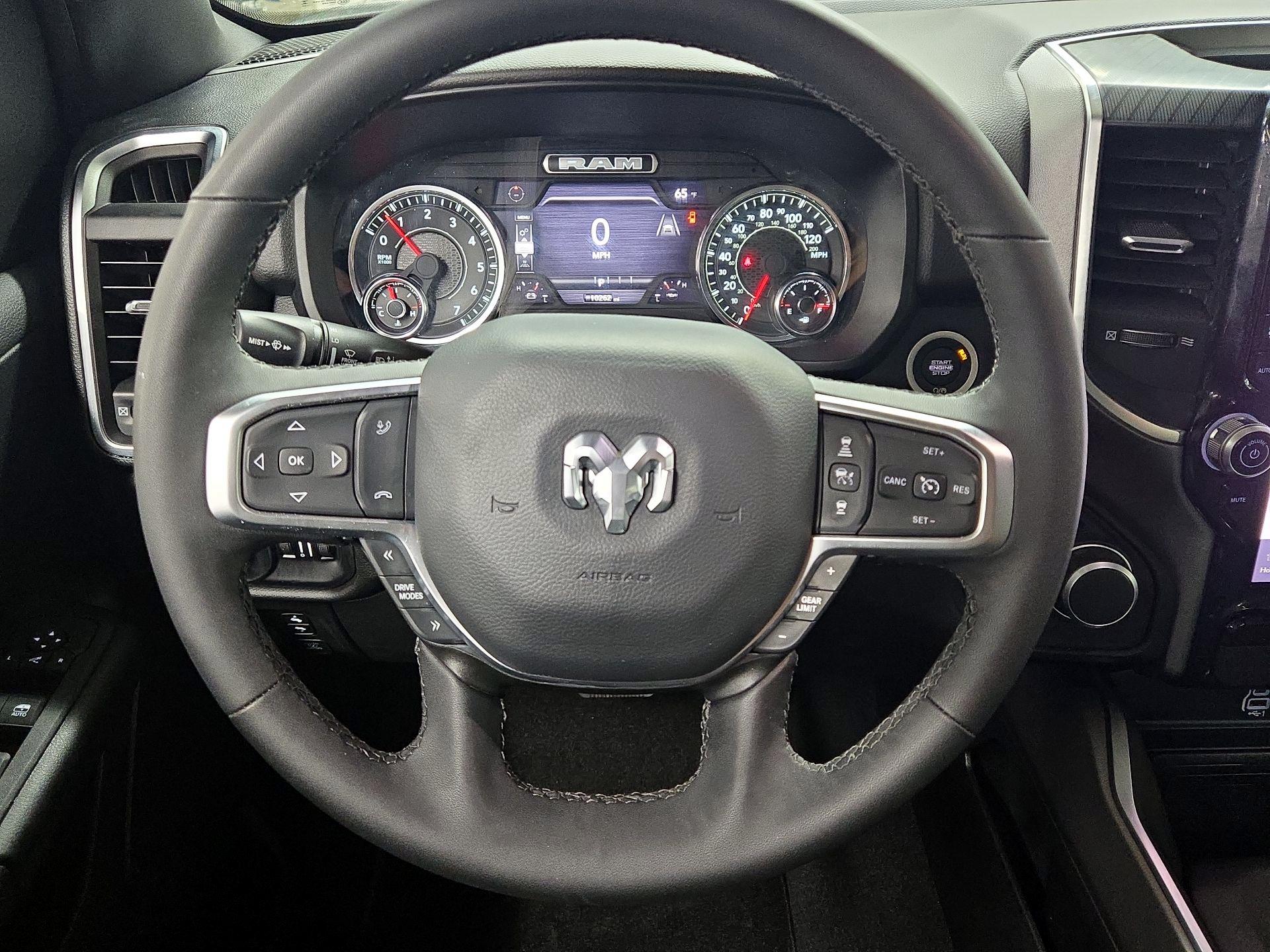 Thumbnail: 2025 RAM 1500 - 10