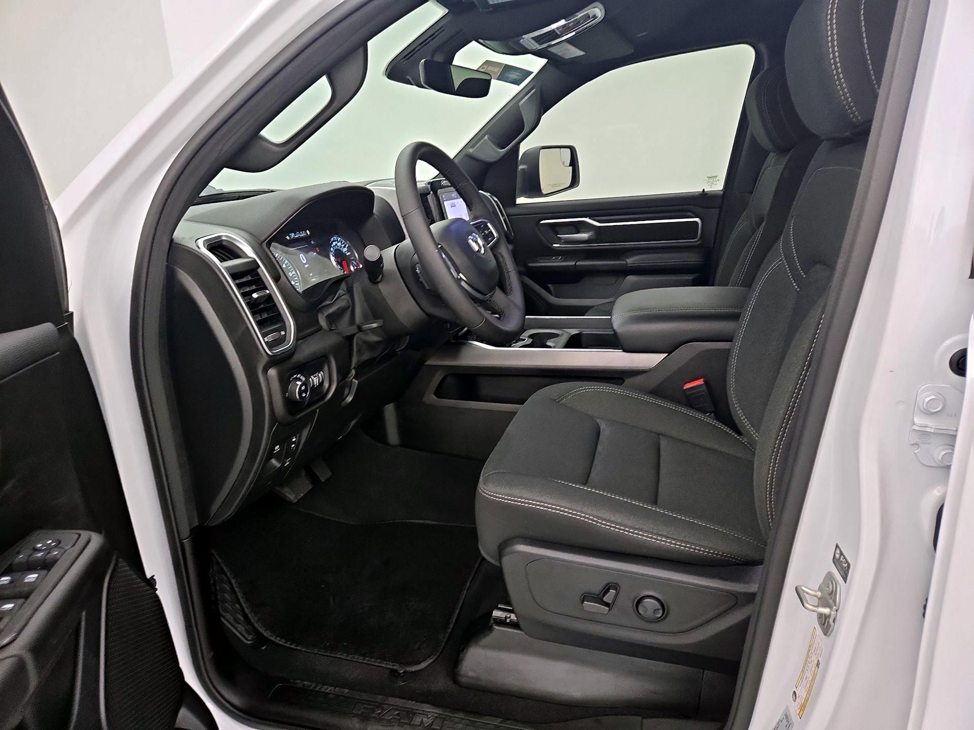 Thumbnail: 2025 RAM 1500 - 11