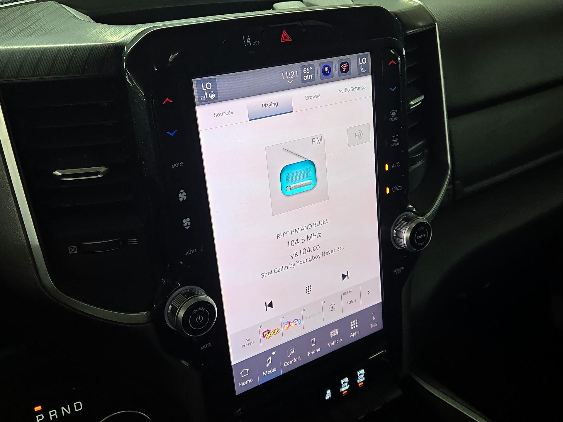 Thumbnail: 2025 RAM 1500 - 16