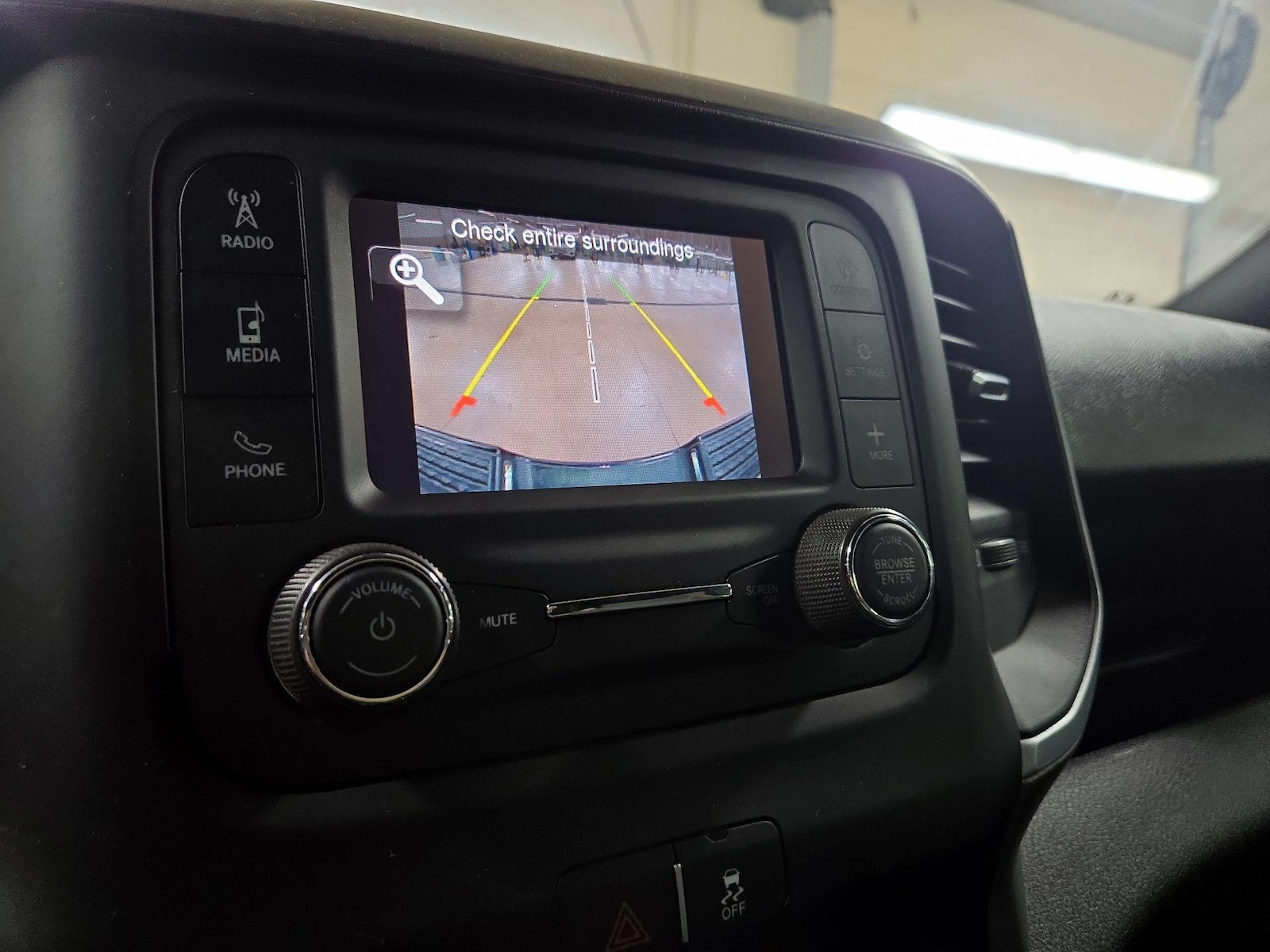 2023 RAM Ram 3500 Pickup Big Horn - Photo 15