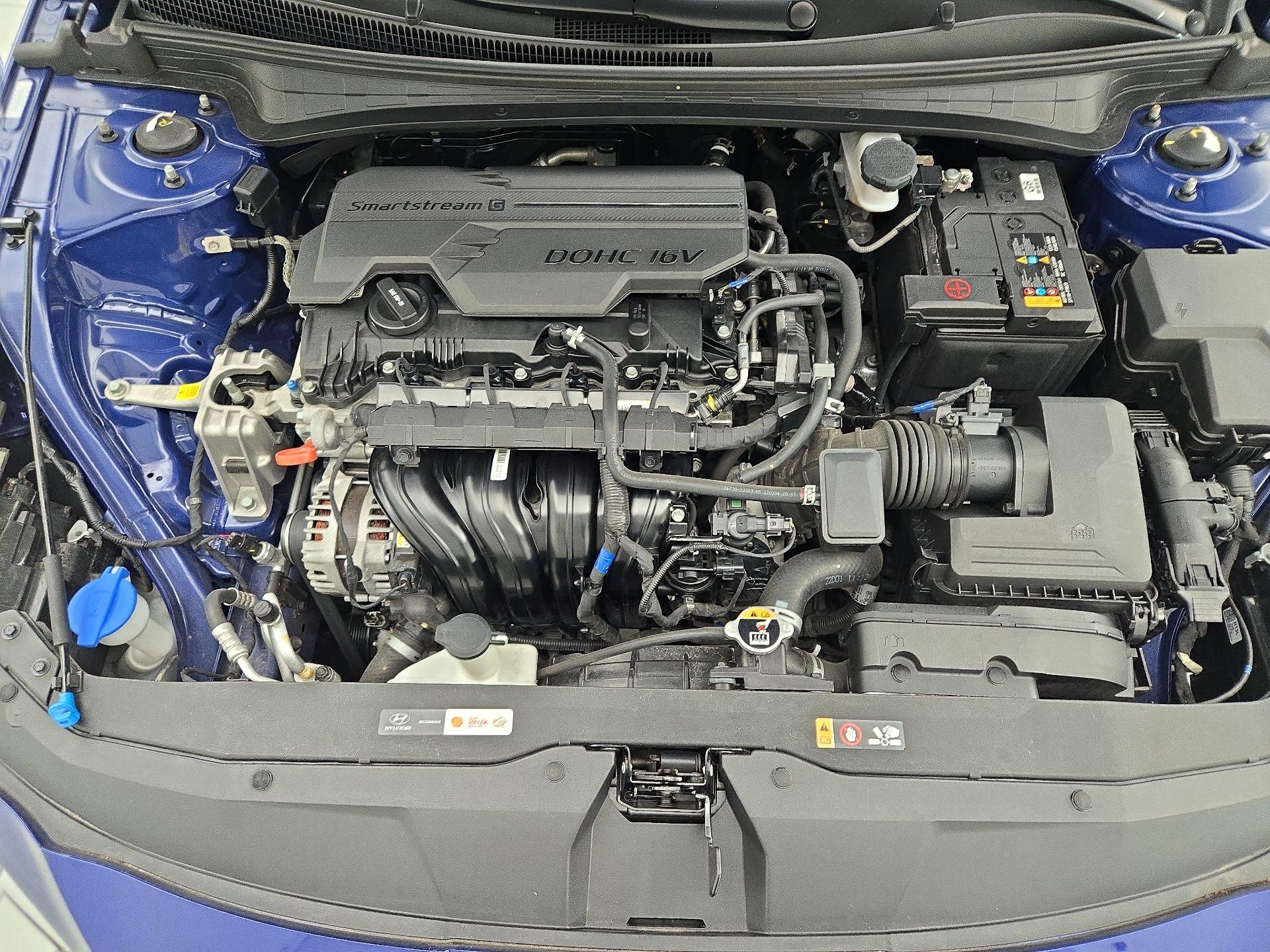 Thumbnail: 2022 Hyundai Elantra - 20