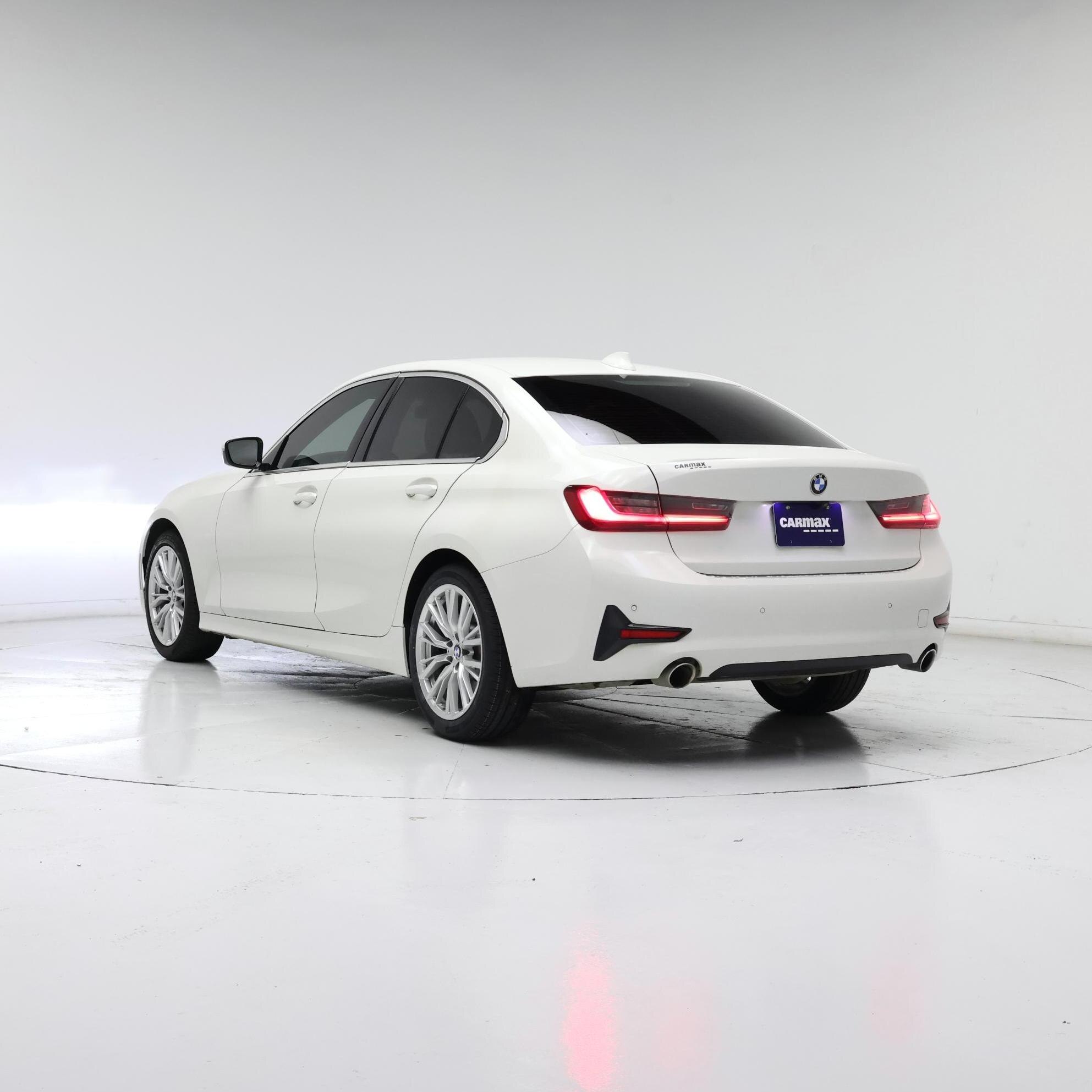 Thumbnail: 2022 BMW 3 Series - 2