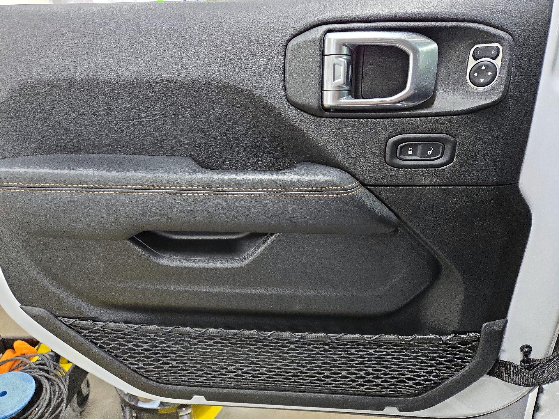 Thumbnail: 2022 Jeep Gladiator - 12