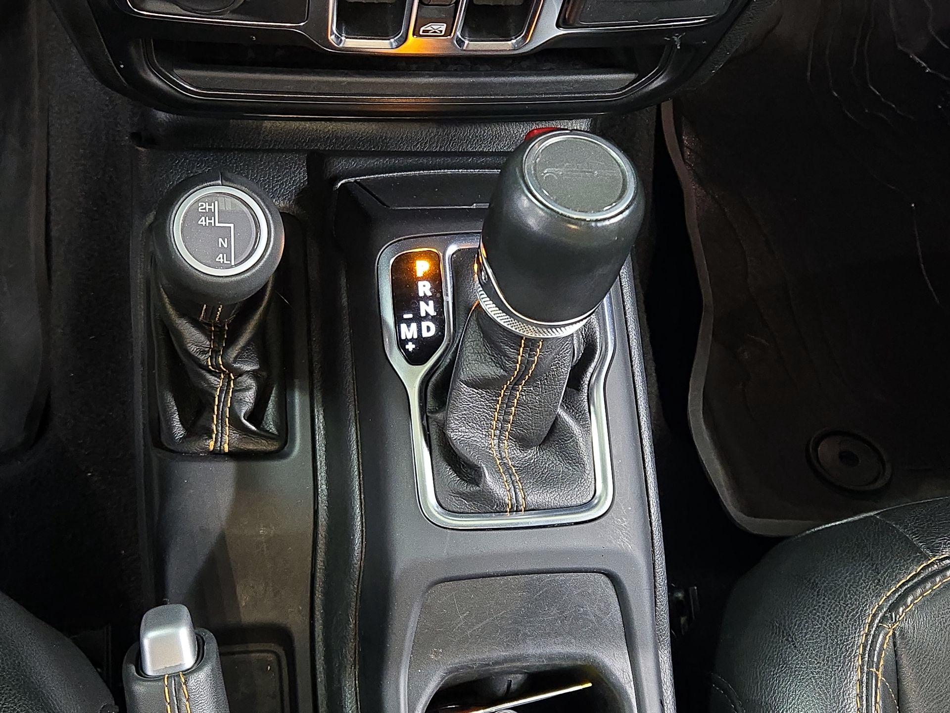 Thumbnail: 2022 Jeep Gladiator - 18