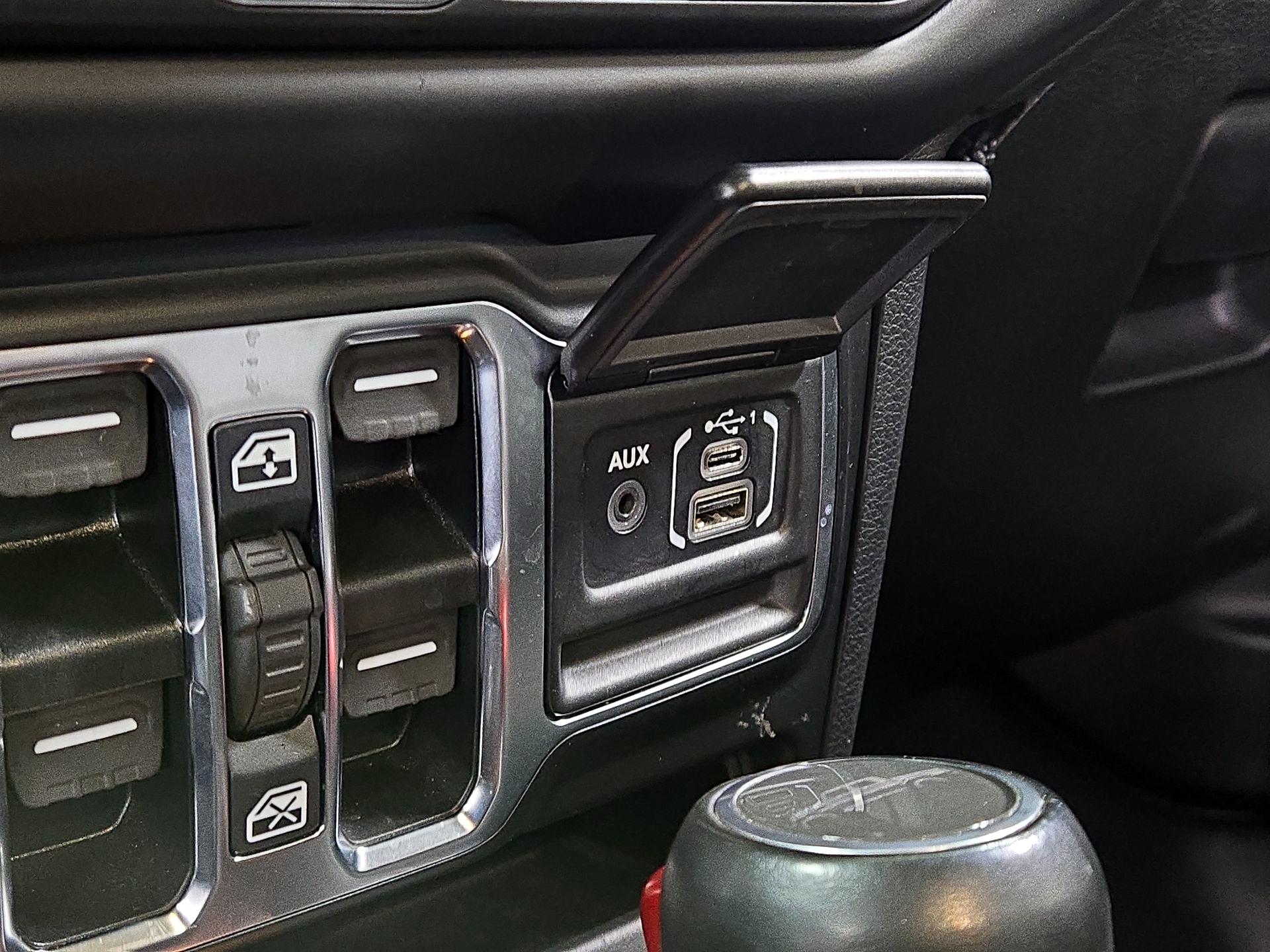 Thumbnail: 2022 Jeep Gladiator - 19