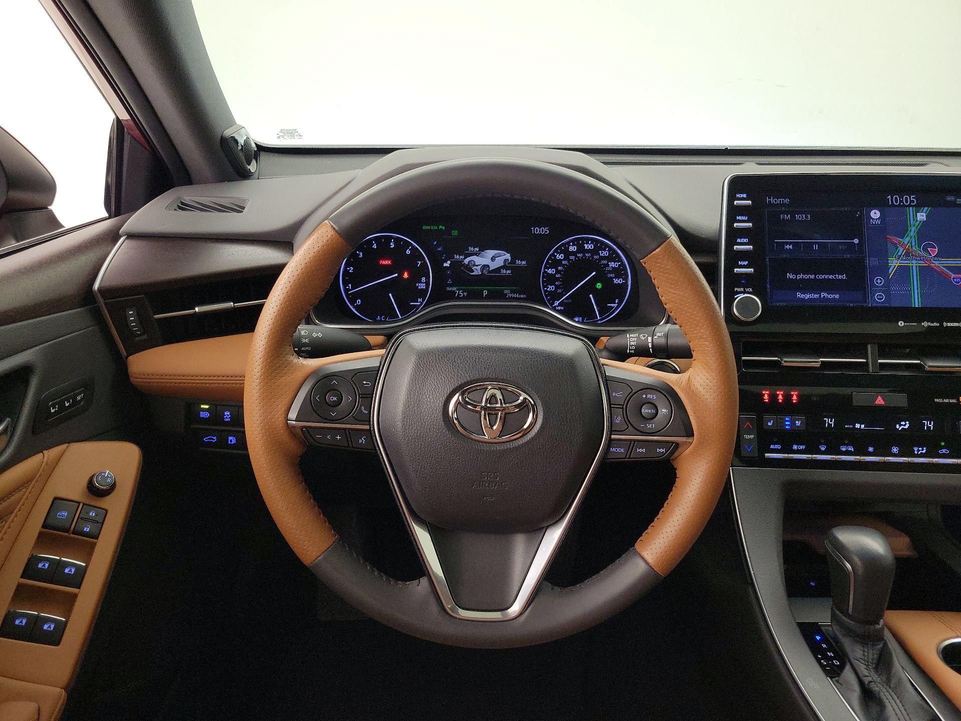 Thumbnail: 2020 Toyota Avalon - 10