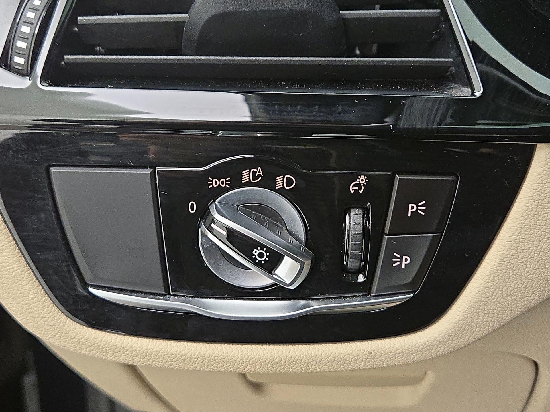 Thumbnail: 2020 BMW 5 Series - 13