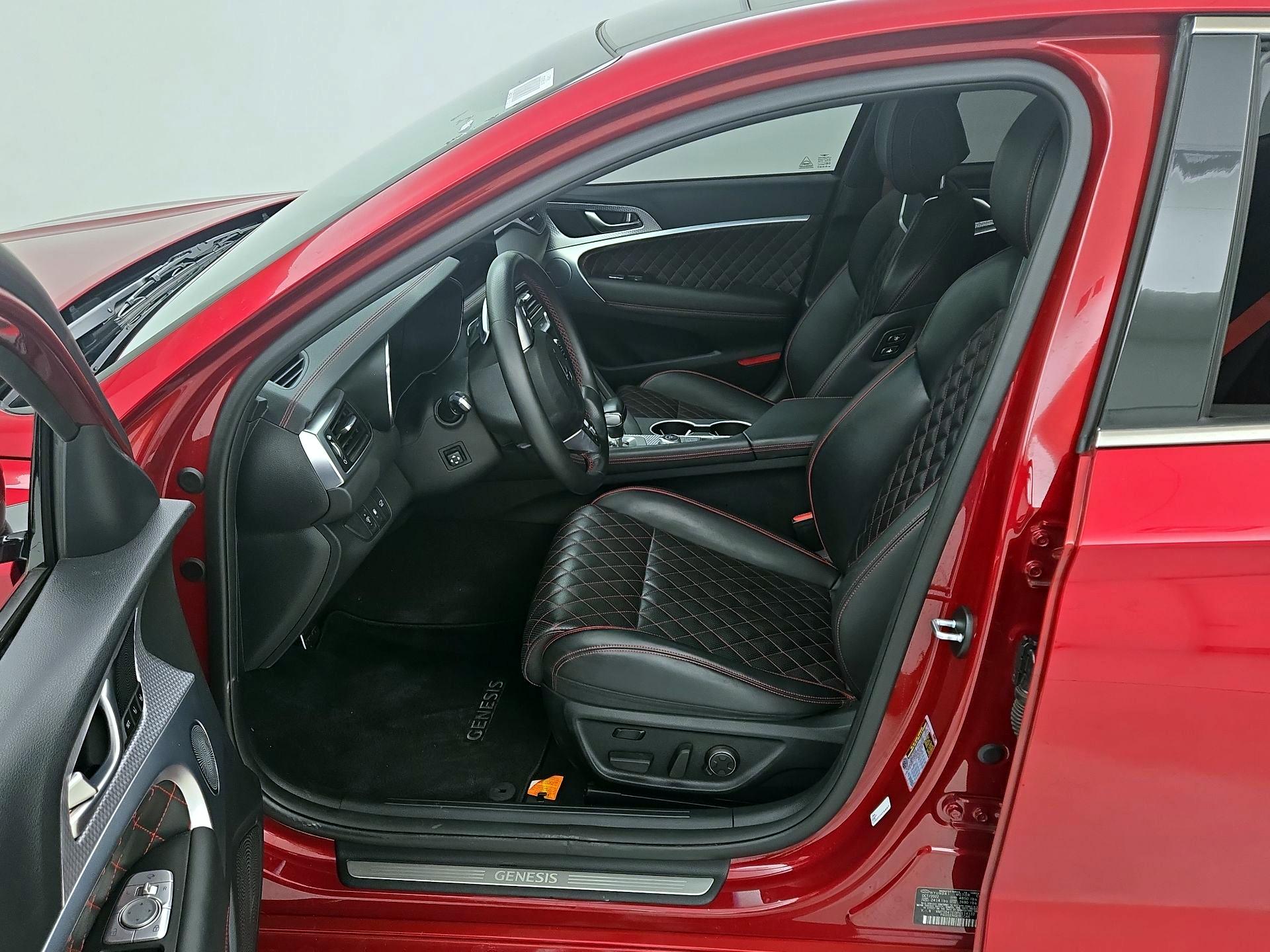 Thumbnail: 2023 Genesis G70 - 11