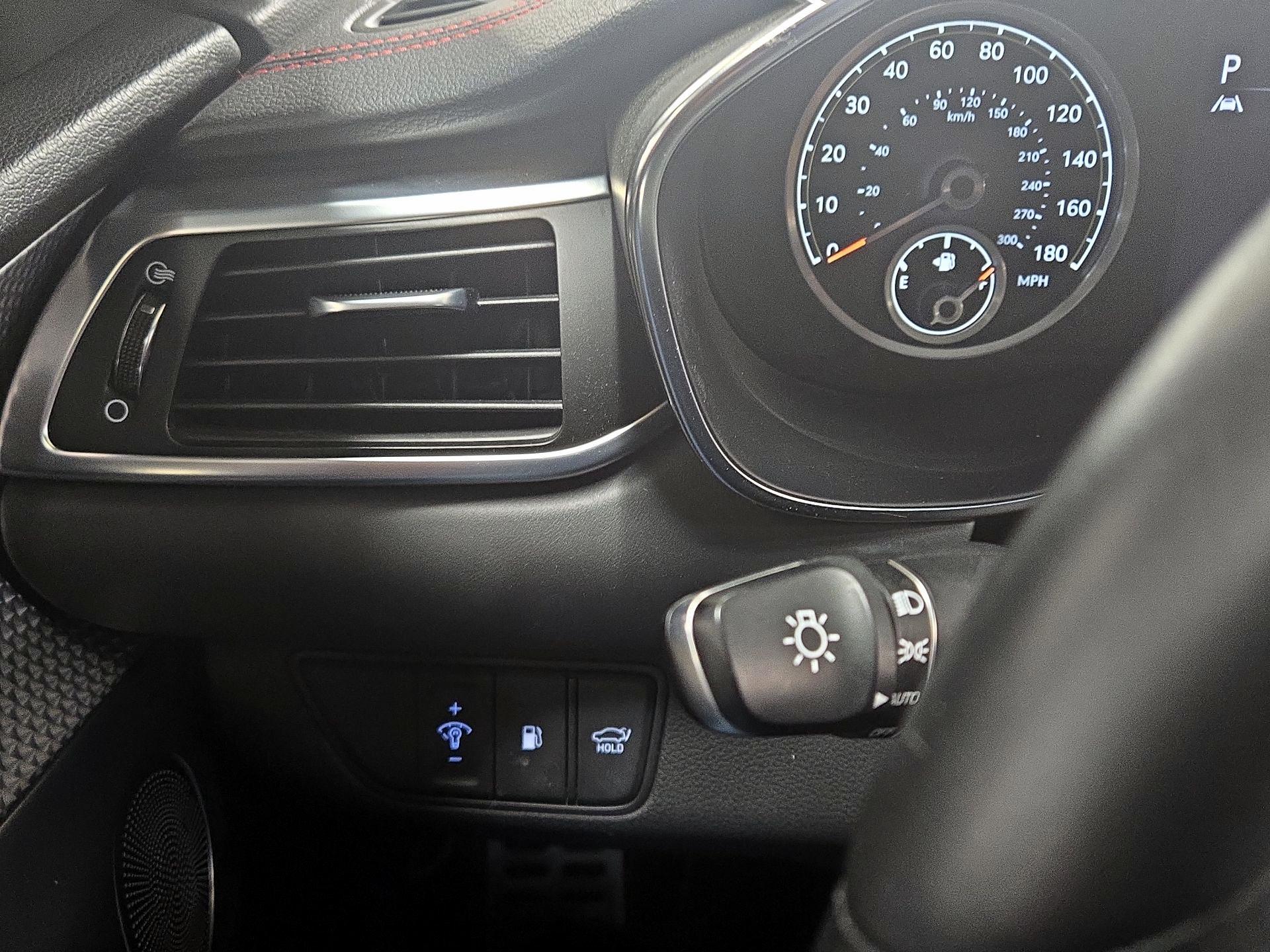 Thumbnail: 2023 Genesis G70 - 13