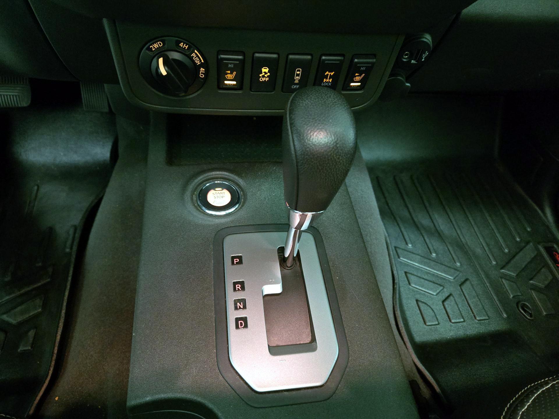 Thumbnail: 2020 Nissan Frontier - 18