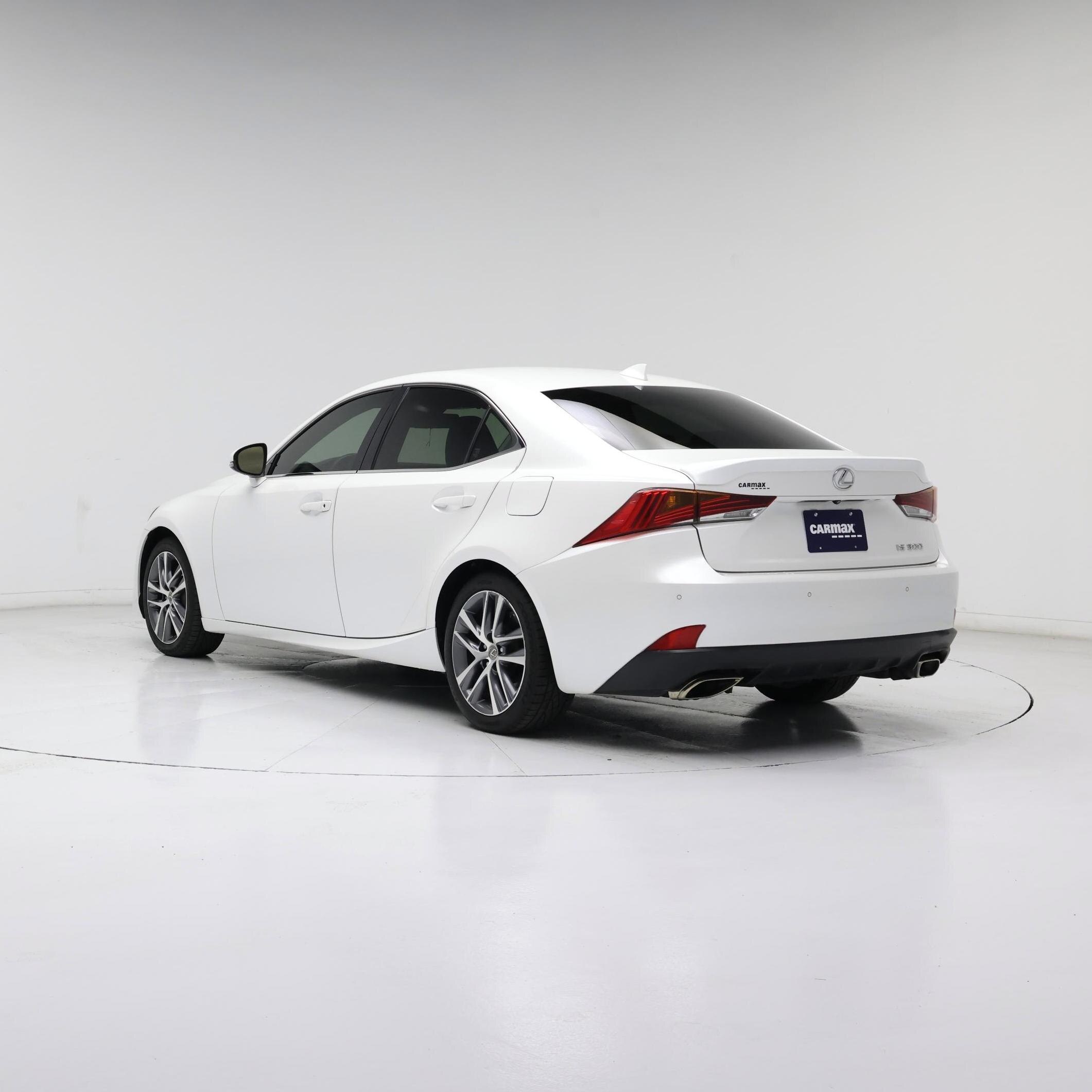 Thumbnail: 2020 Lexus IS - 2