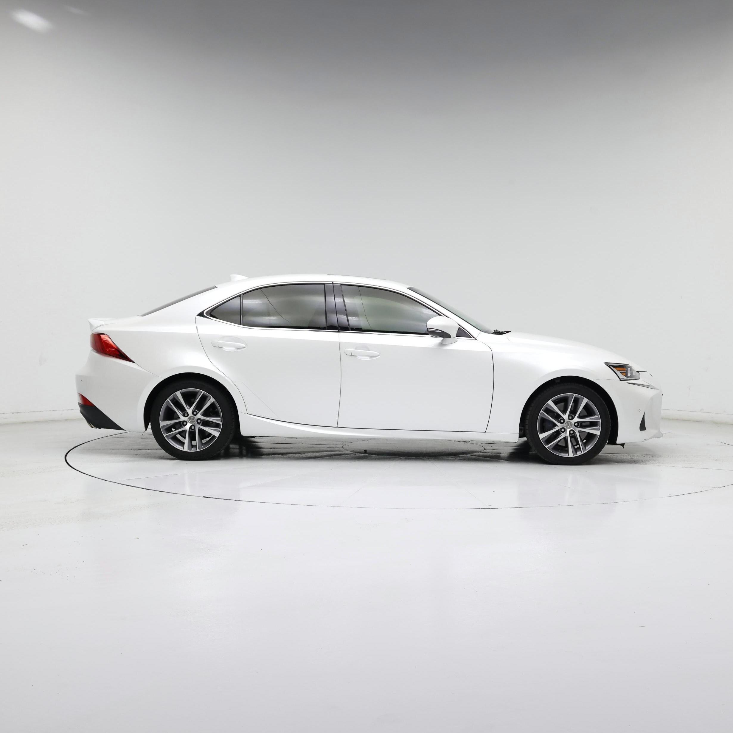 Thumbnail: 2020 Lexus IS - 7